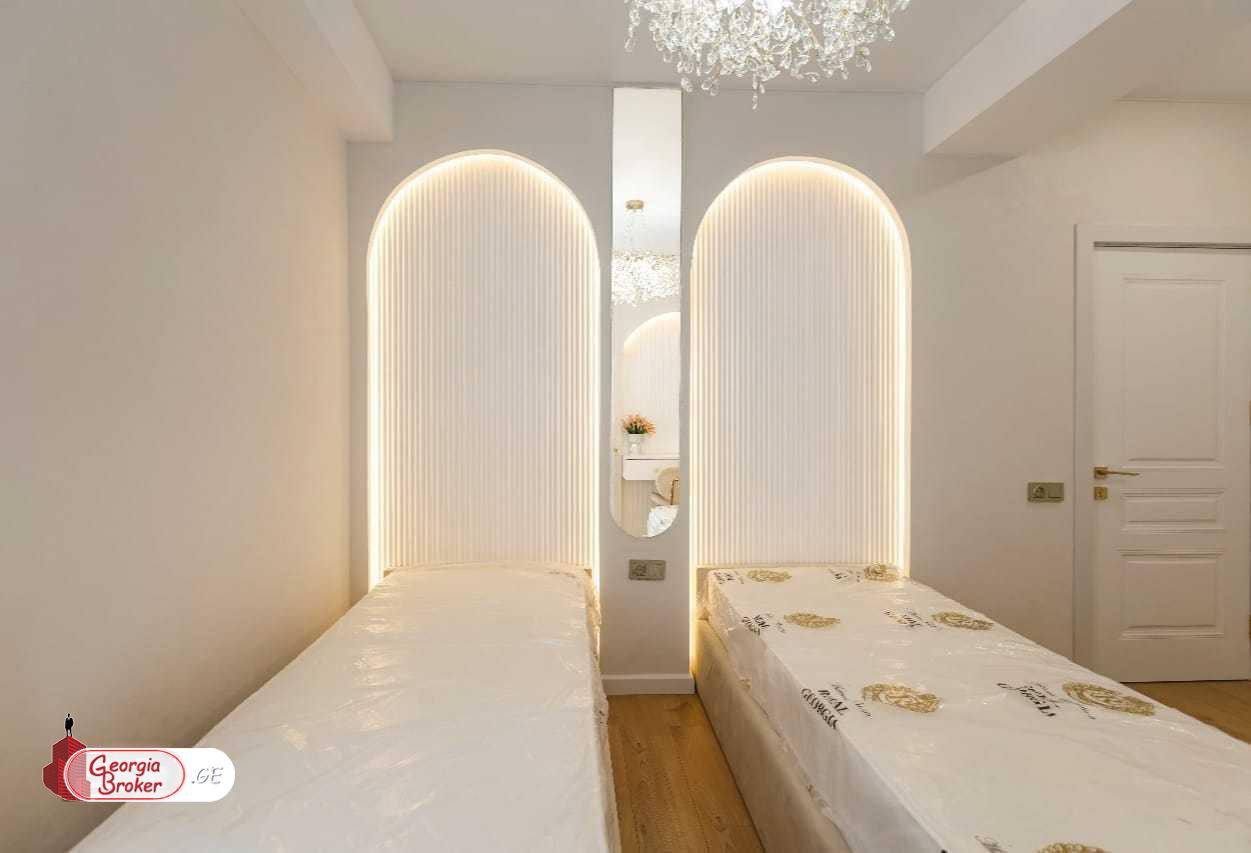 продается квартира с новым ремонтом 3-комнаты