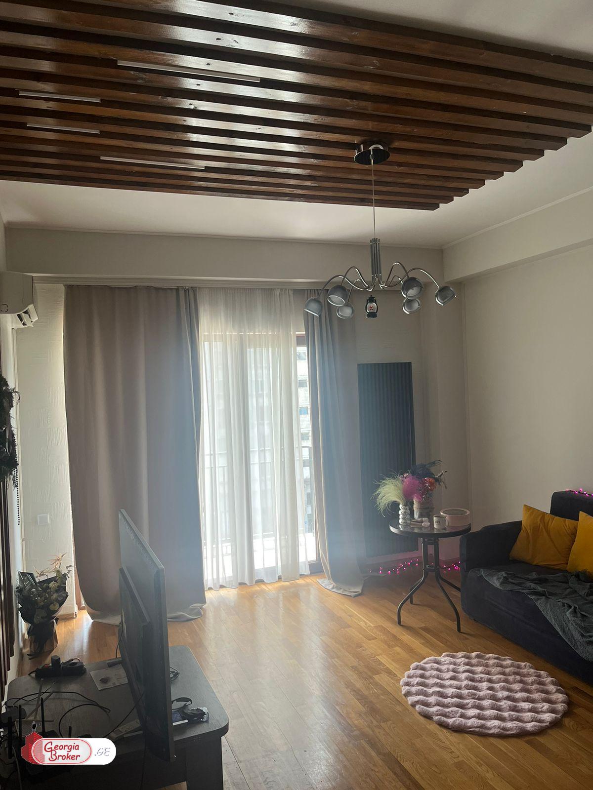 nearly repaired 3-room apartment for sale