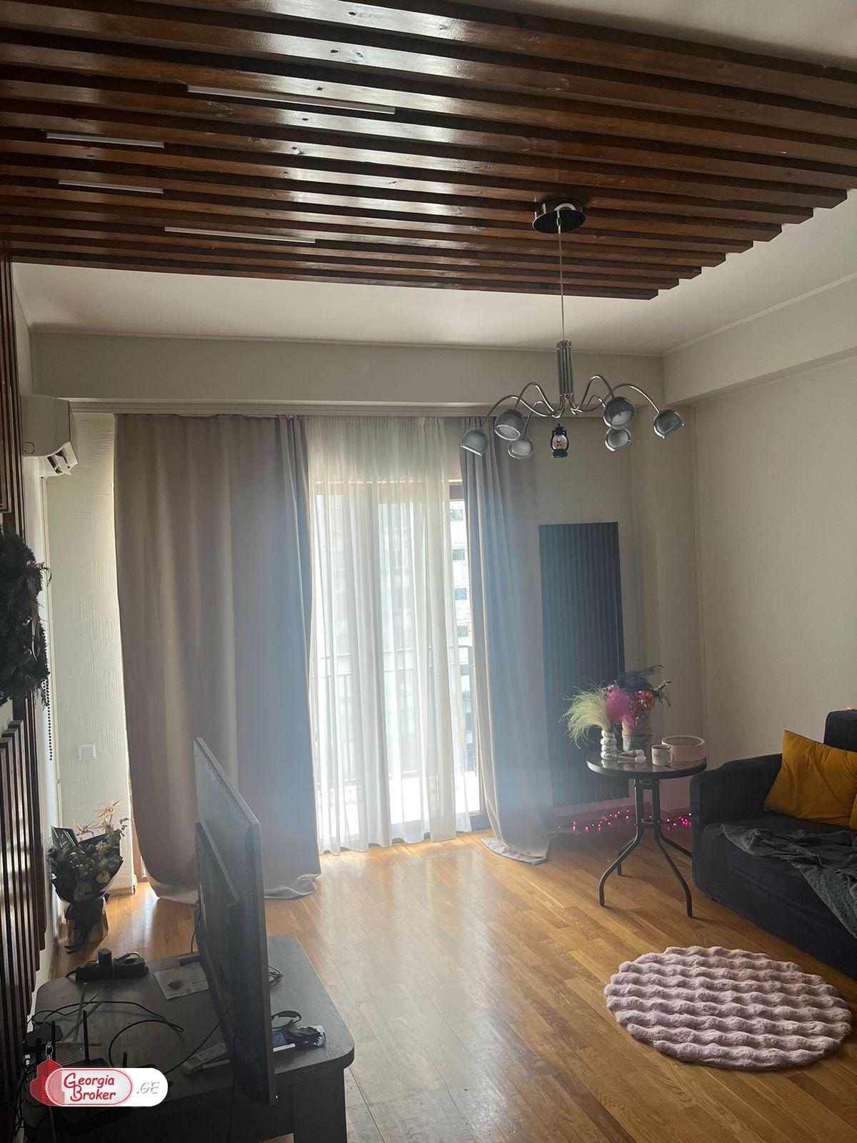 nearly repaired 3-room apartment for sale