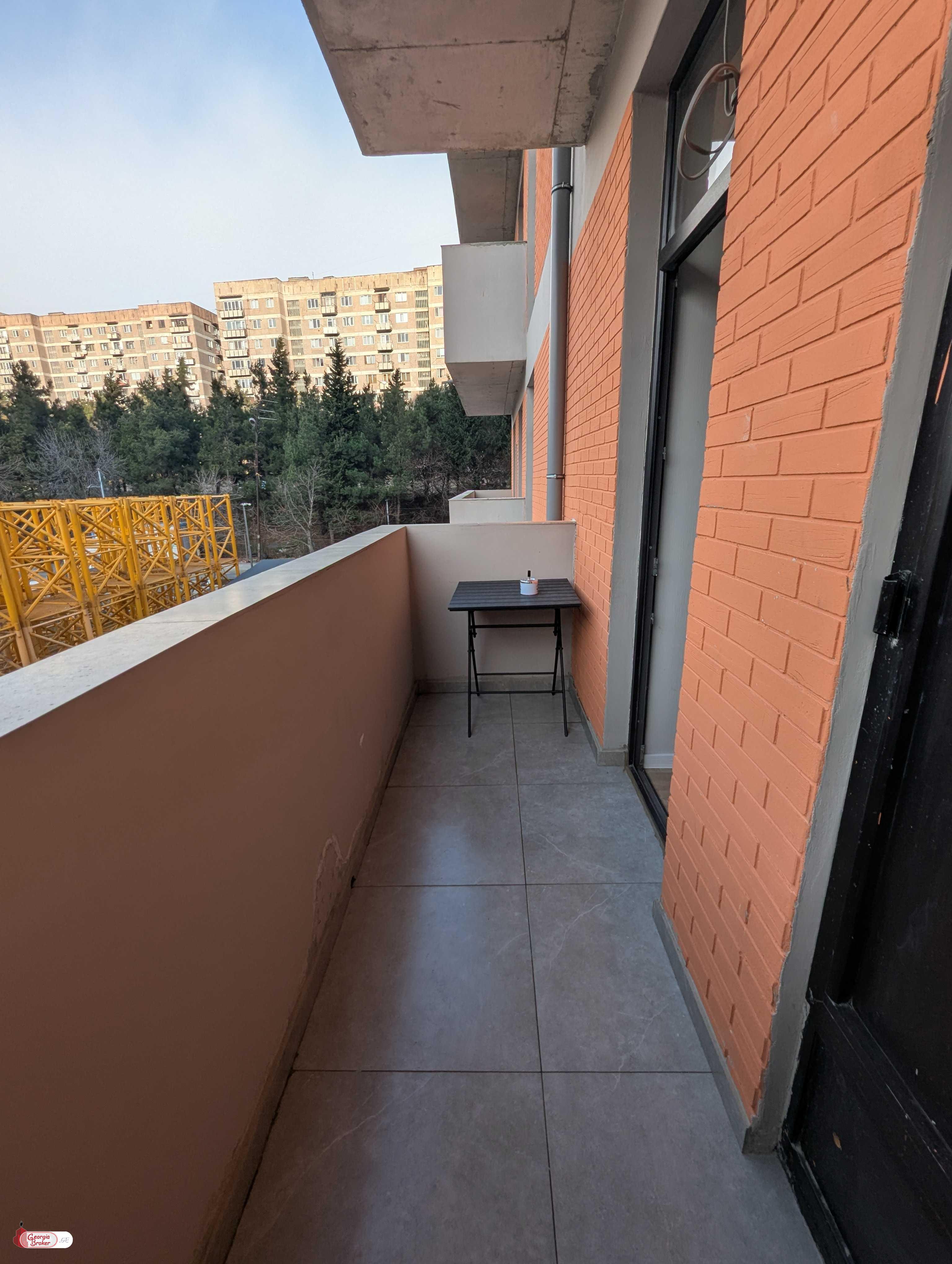 იყიდება ახალი გარემონტებული 3 ოთახიანი ბინა