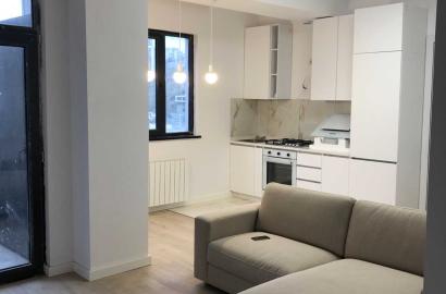 იყიდება ახალი გარემონტებული 3 ოთახიანი ბინა