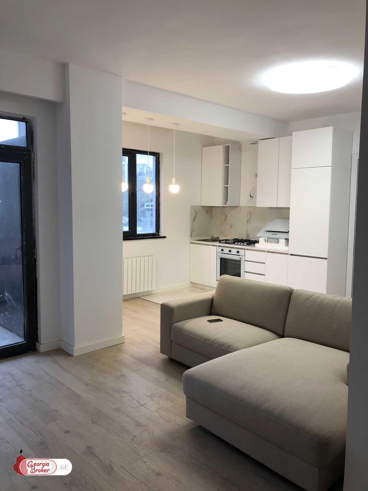 იყიდება ახალი გარემონტებული 3 ოთახიანი ბინა