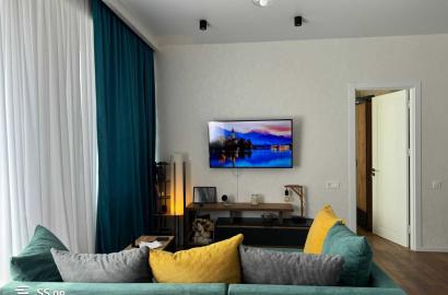 იყიდება ახალი გარემონტებული 2 ოთახიანი ბინა