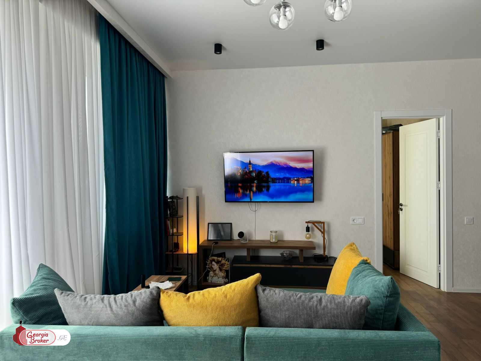 продается квартира с новым ремонтом 2-комнаты