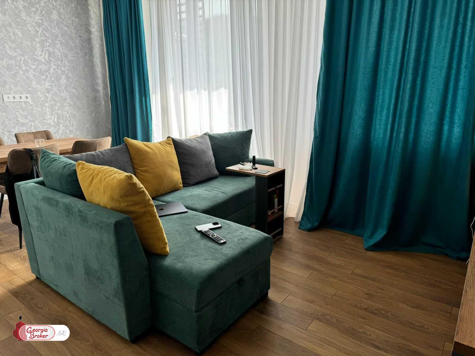 продается квартира с новым ремонтом 2-комнаты