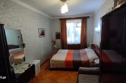 იყიდება ახალი გარემონტებული 3 ოთახიანი ბინა