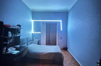 იყიდება ახალი გარემონტებული 5 ოთახიანი ბინა