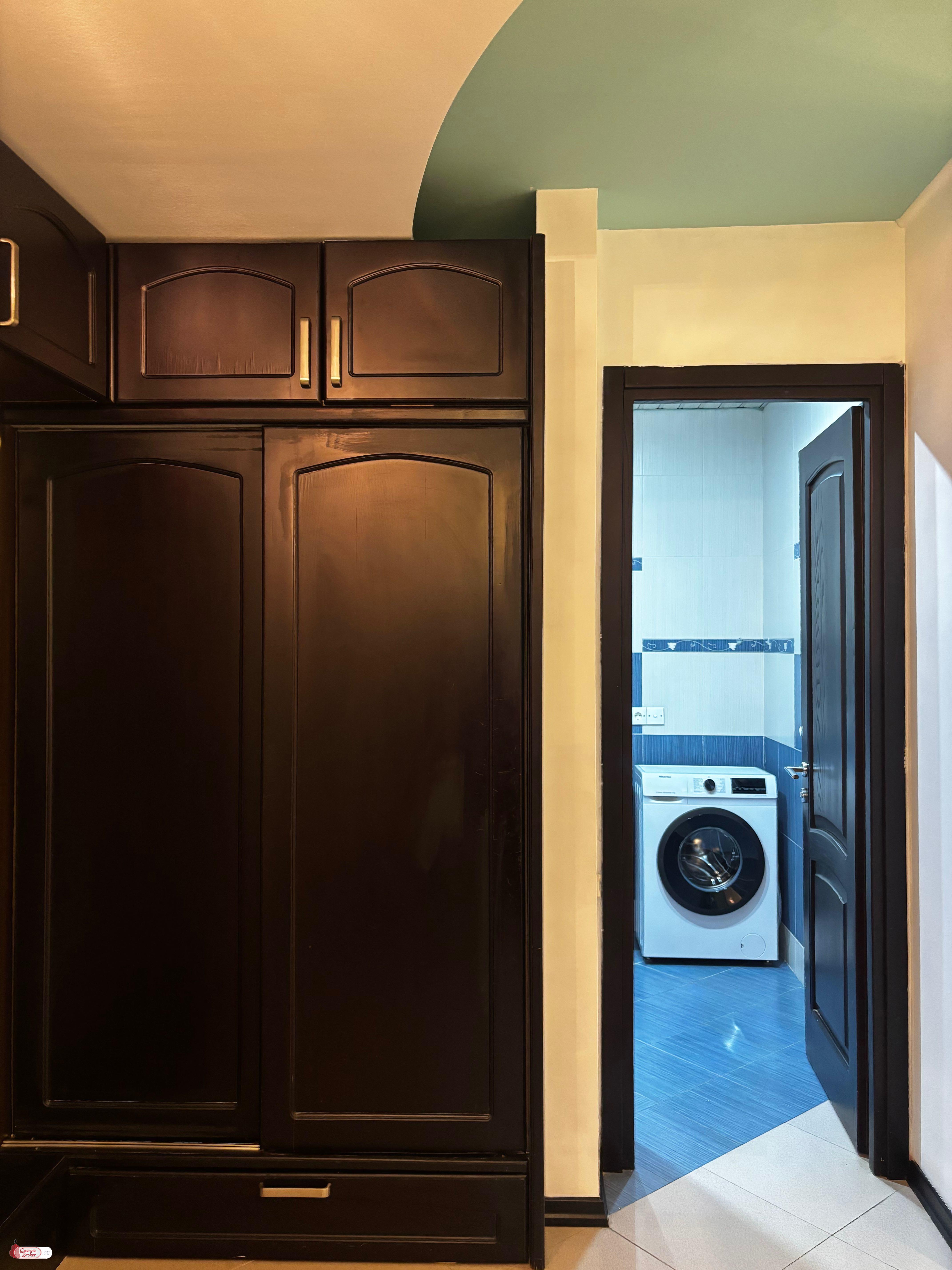 იყიდება ახალი გარემონტებული 2 ოთახიანი ბინა