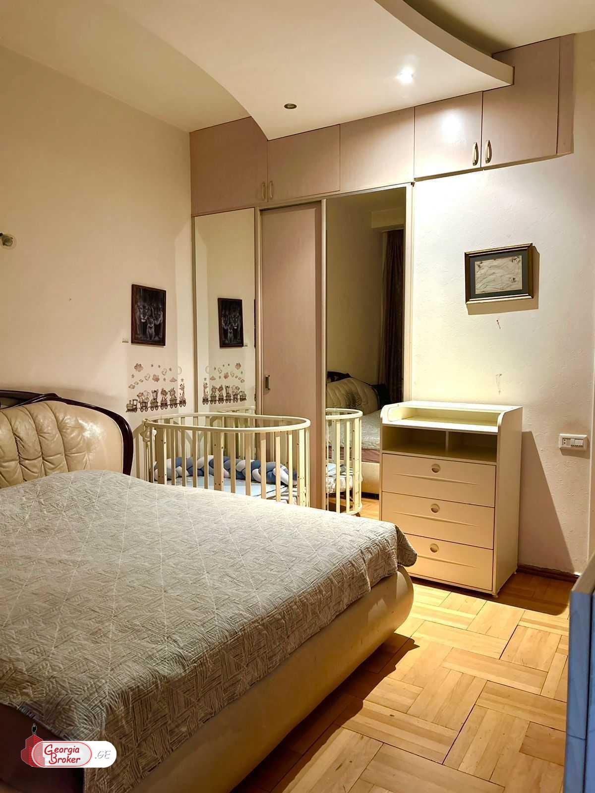 продается квартира с новым ремонтом 2-комнаты