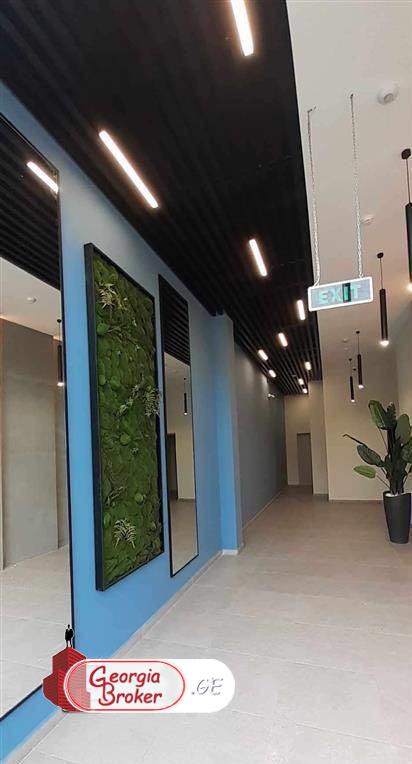 продается квартира с новым ремонтом 3-комнаты