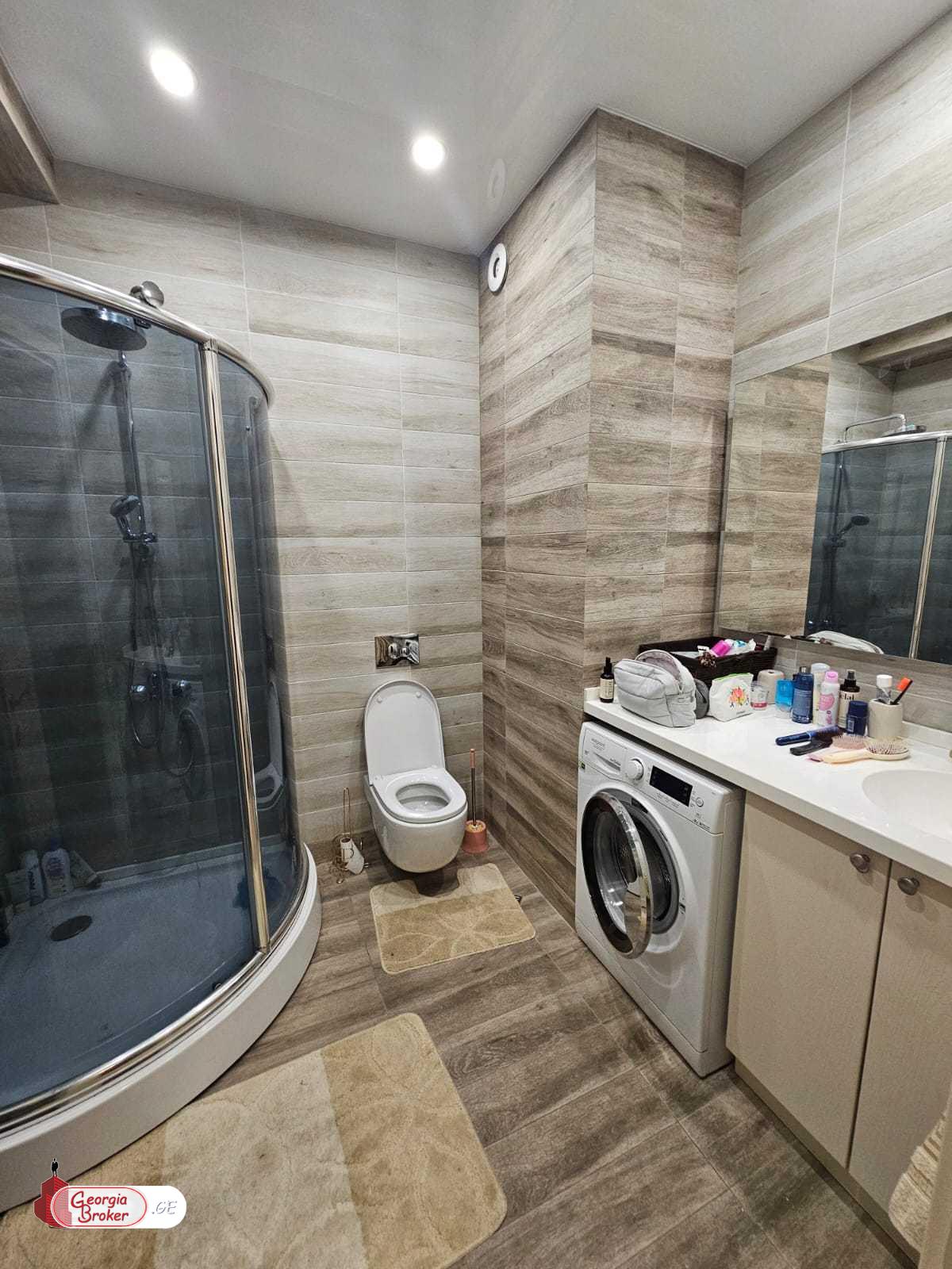 nearly repaired 3-room apartment for sale