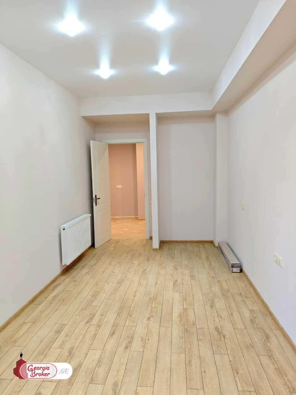 იყიდება ახალი გარემონტებული 2 ოთახიანი ბინა