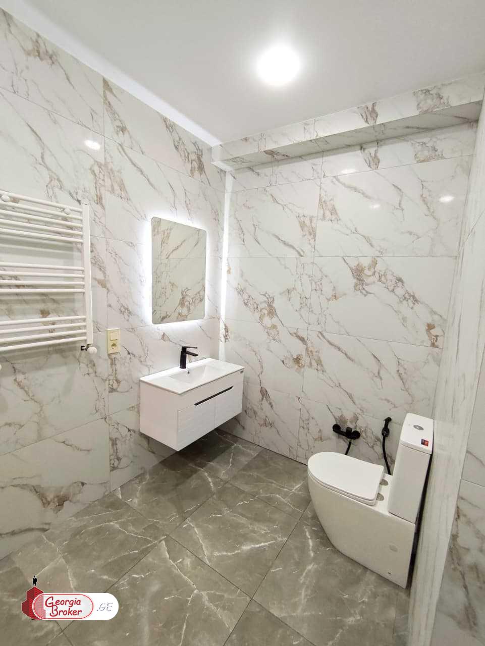 იყიდება ახალი გარემონტებული 2 ოთახიანი ბინა