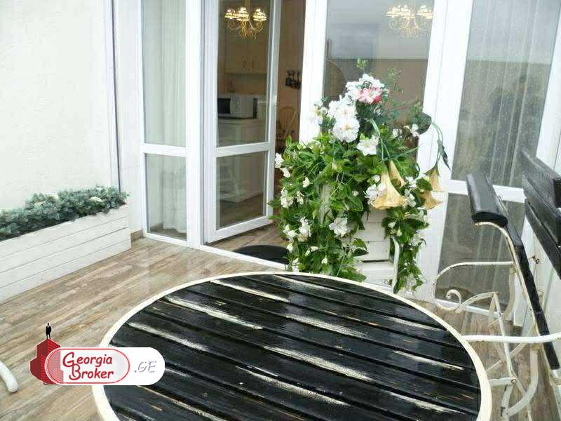 nearly repaired 4-room apartment for sale