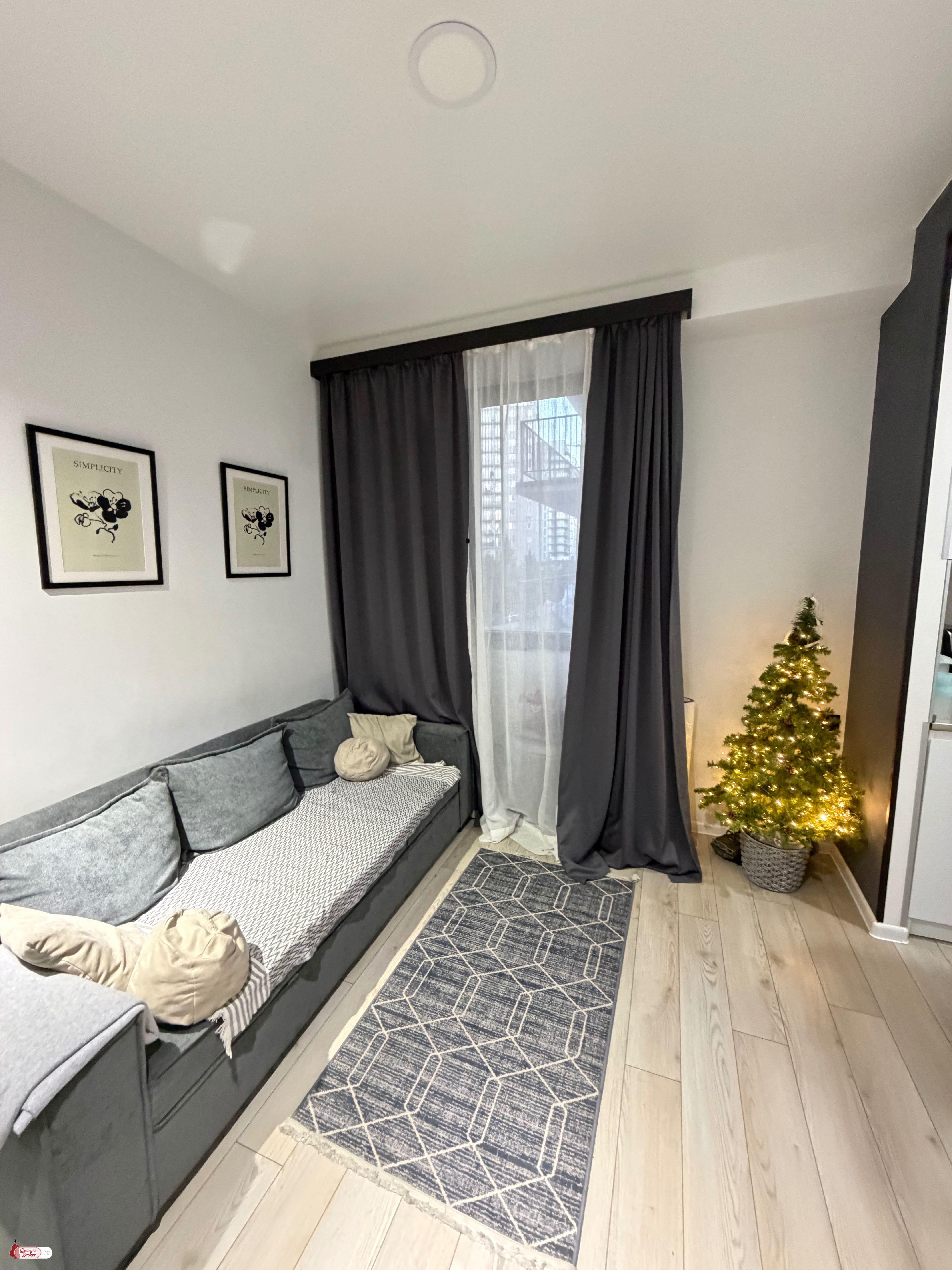 nearly repaired 3-room apartment for sale