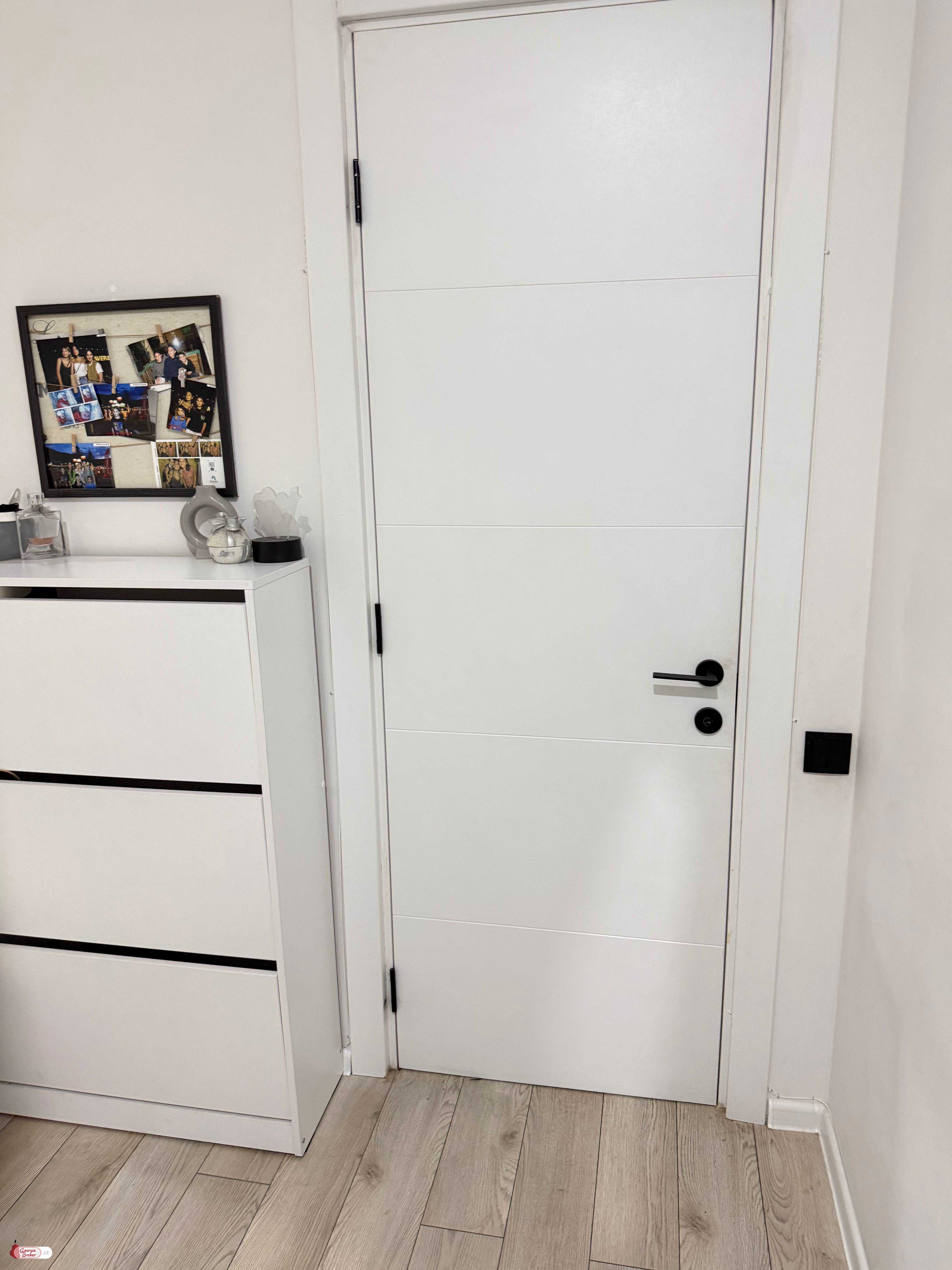 nearly repaired 3-room apartment for sale