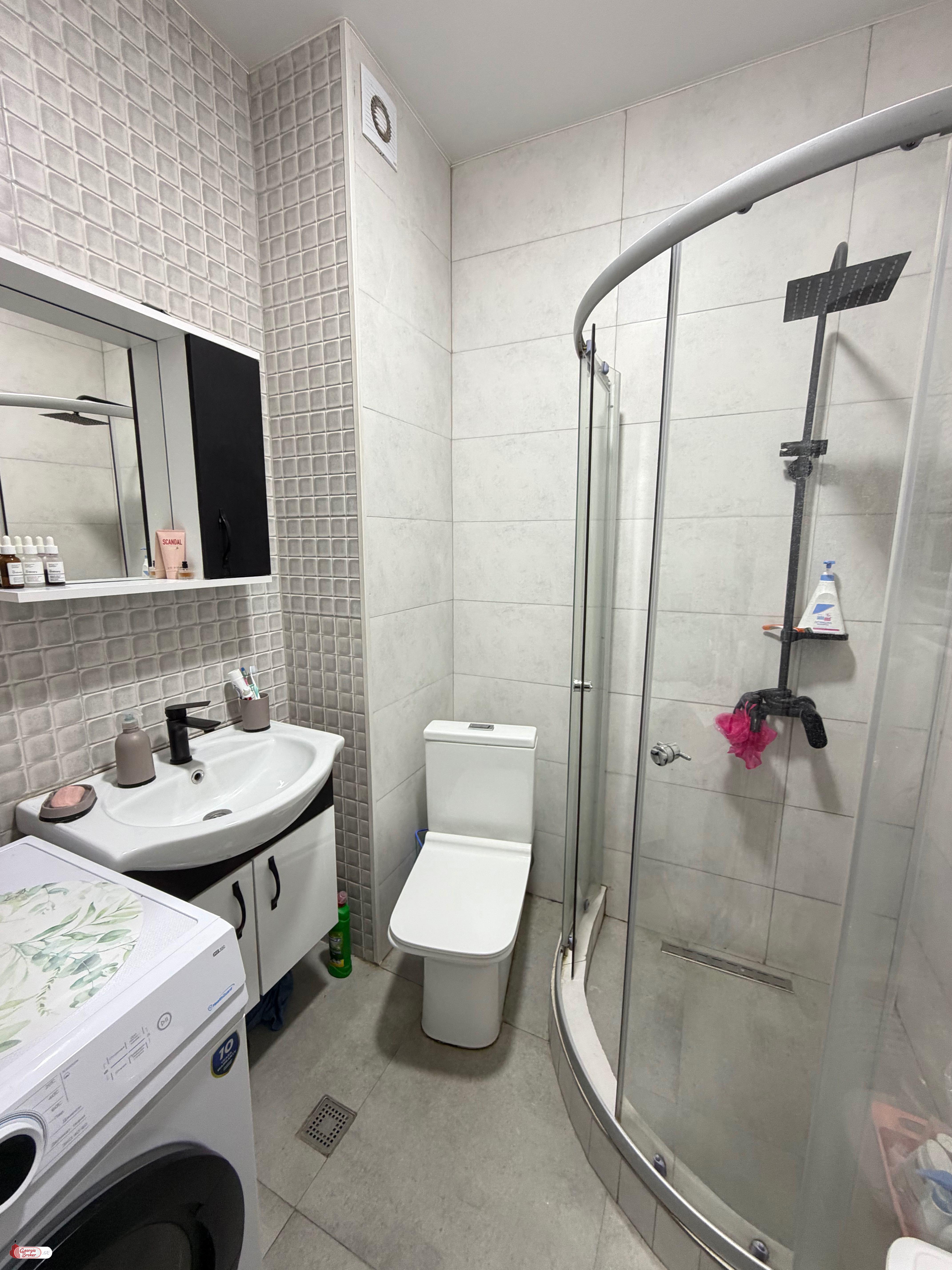 nearly repaired 3-room apartment for sale