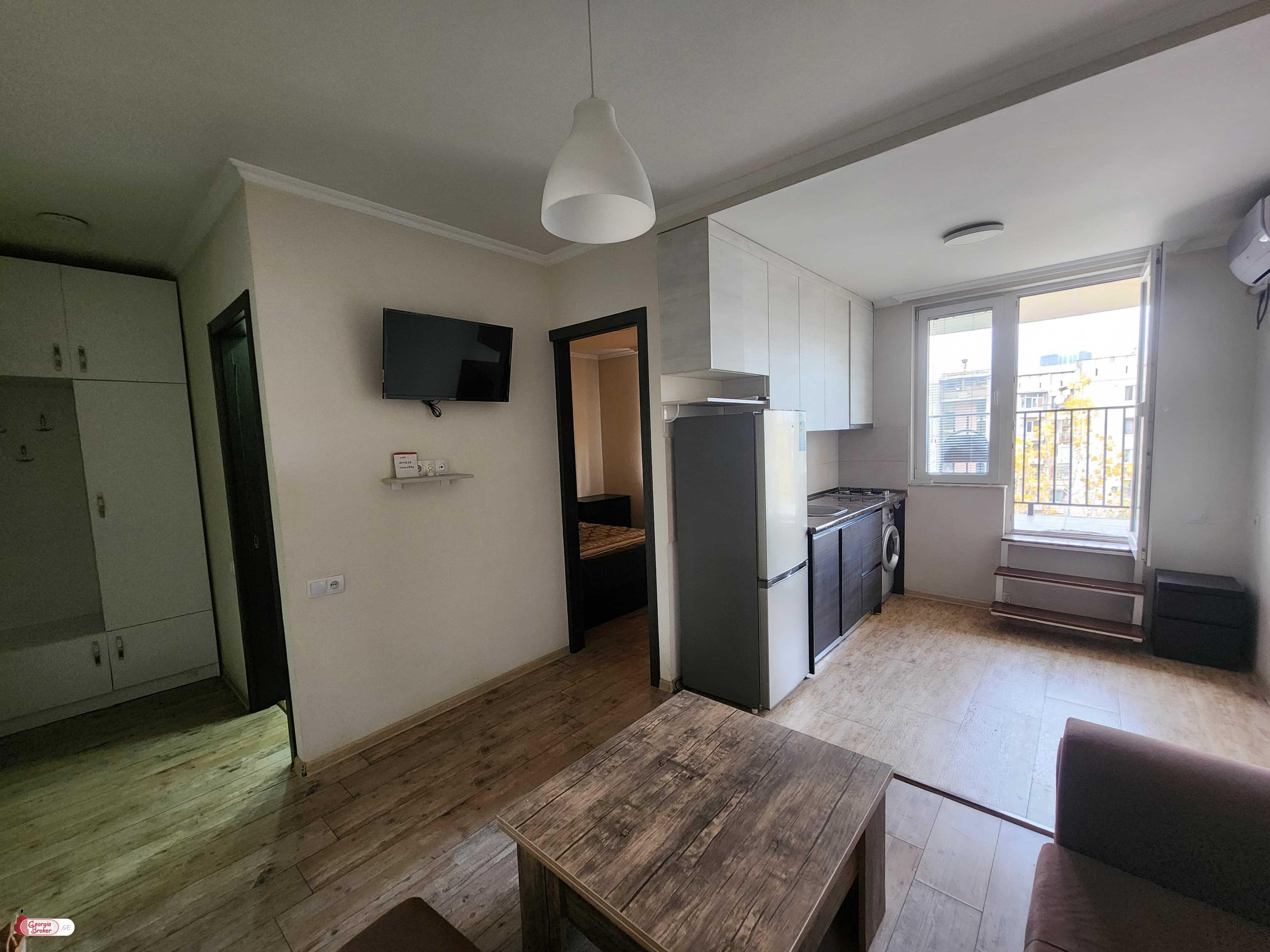 იყიდება ახალი გარემონტებული 2 ოთახიანი ბინა