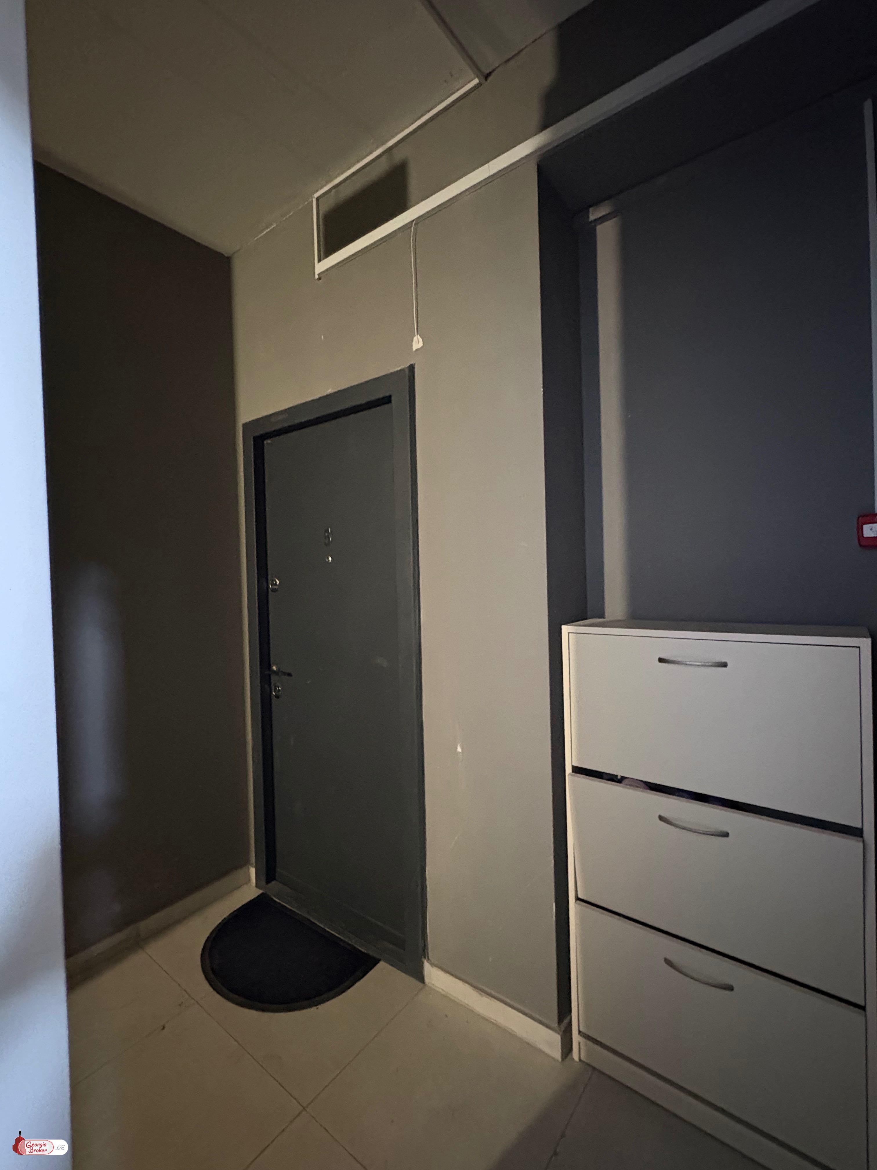 nearly repaired 4-room apartment for sale