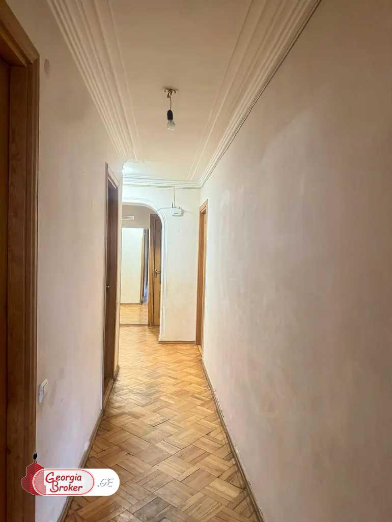 nearly repaired 5-room apartment for sale