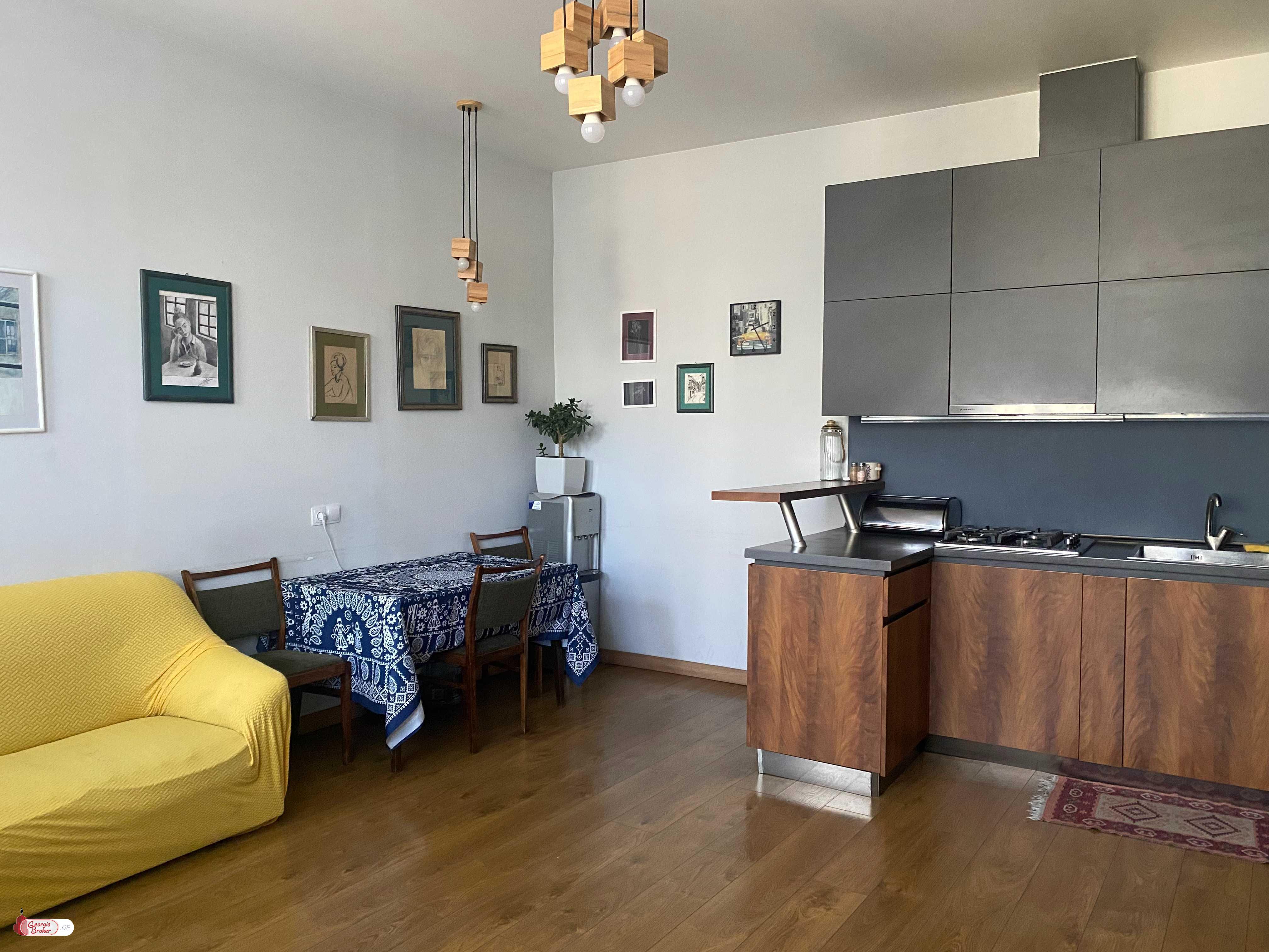 იყიდება ახალი გარემონტებული 3 ოთახიანი ბინა