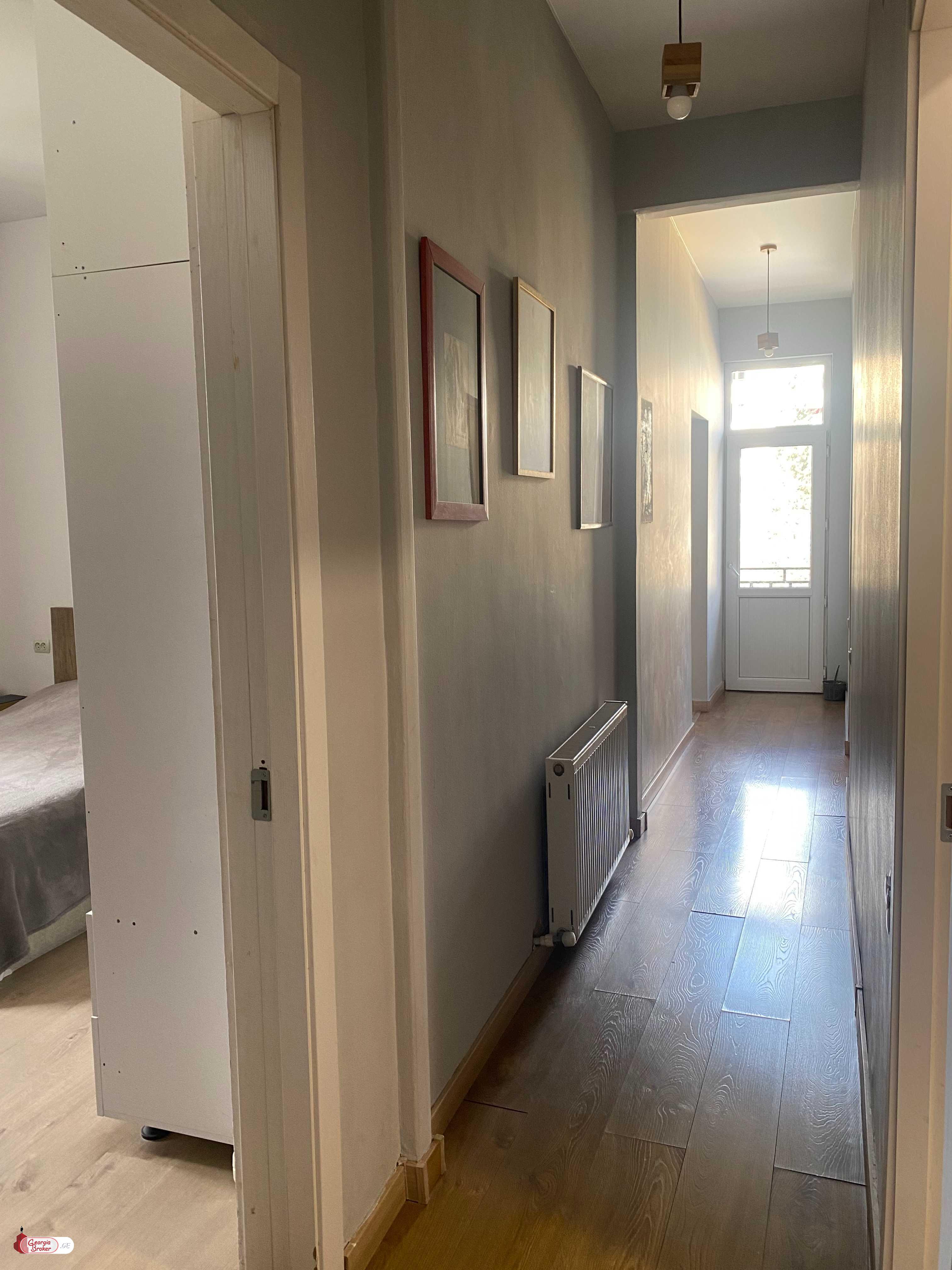 იყიდება ახალი გარემონტებული 3 ოთახიანი ბინა