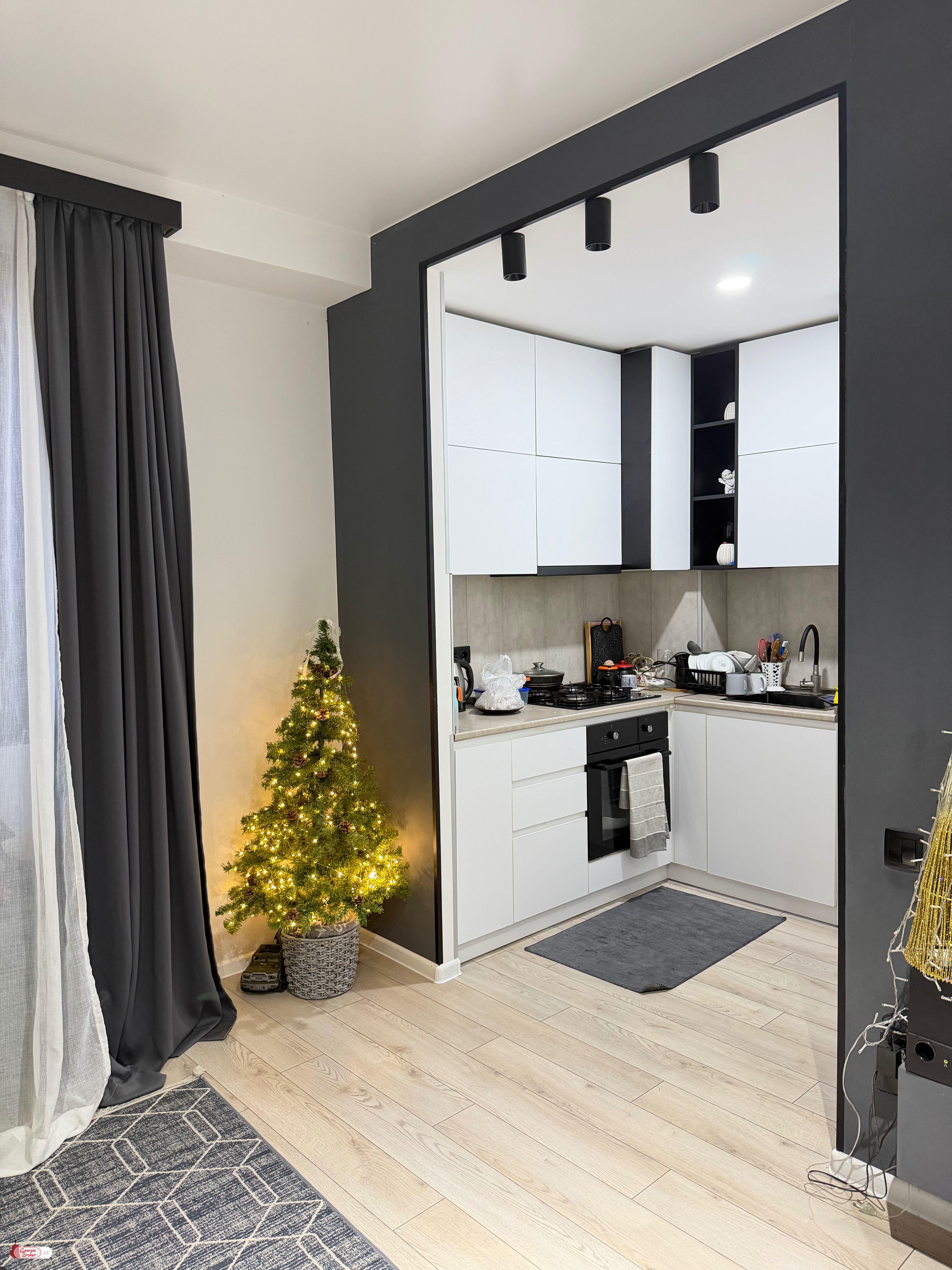 იყიდება ახალი გარემონტებული 3 ოთახიანი ბინა