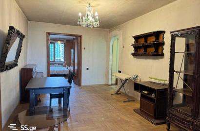 იყიდება ახალი გარემონტებული 3 ოთახიანი ბინა