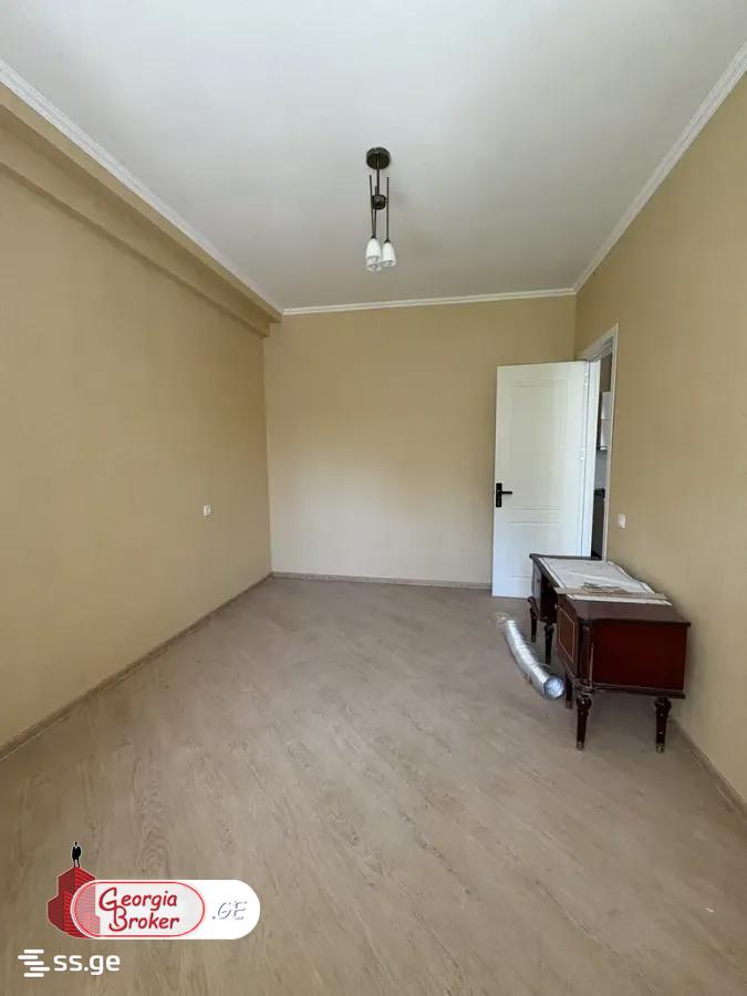 продается квартира с новым ремонтом 2-комнаты