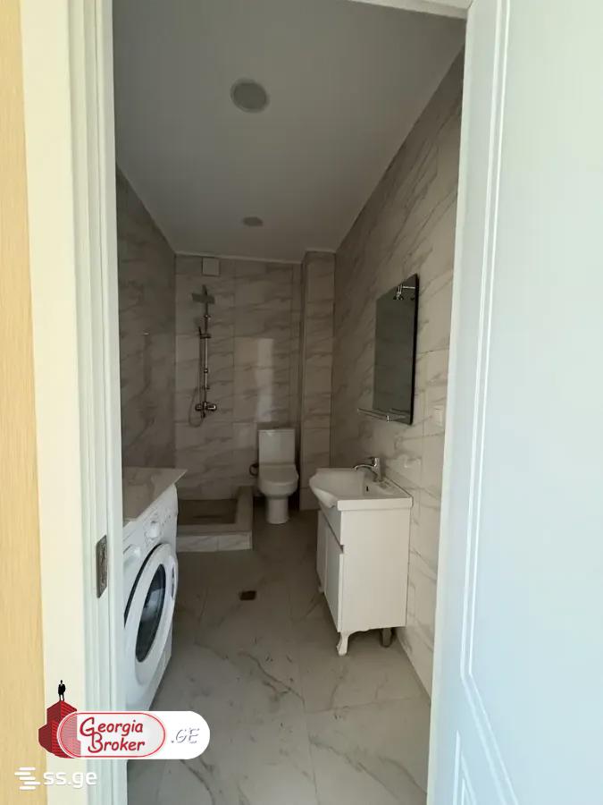 продается квартира с новым ремонтом 2-комнаты