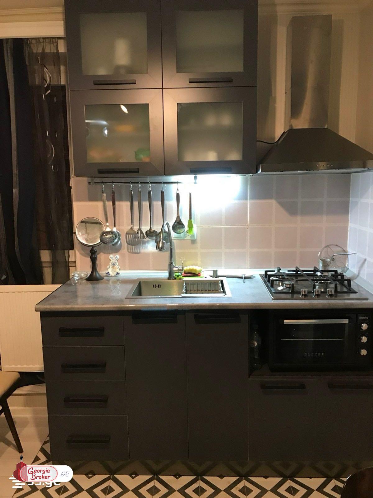 продается квартира с новым ремонтом 2-комнаты