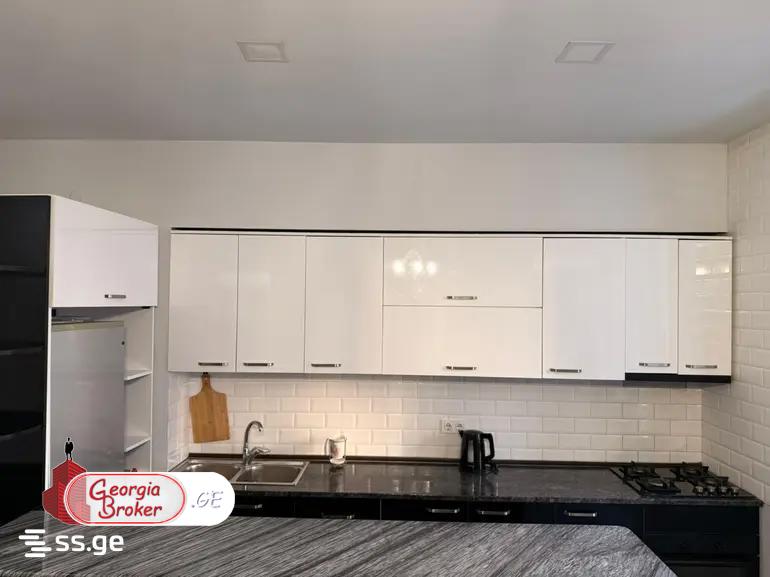 nearly repaired 3-room apartment for sale