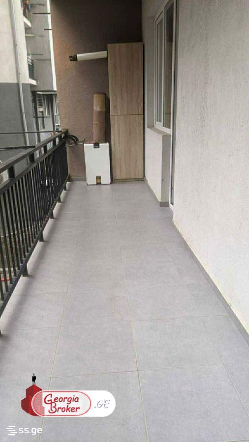 nearly repaired 3-room apartment for sale