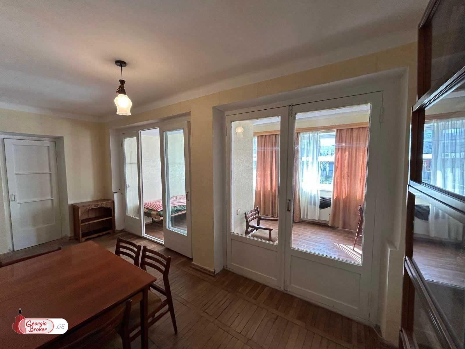 nearly repaired 4-room apartment for sale