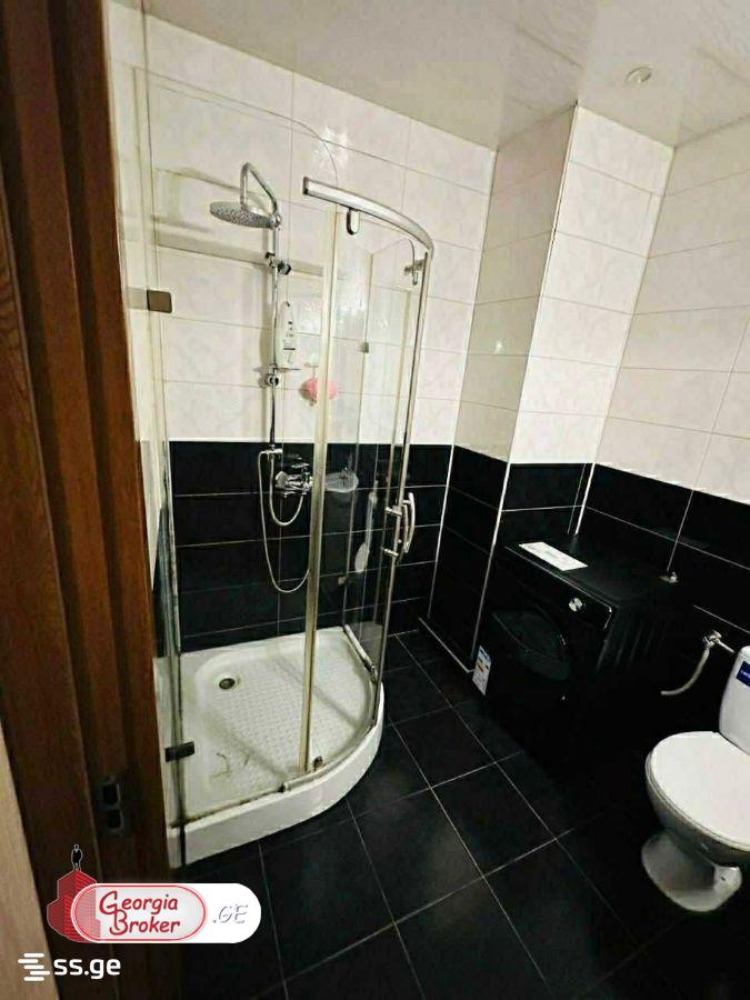 nearly repaired 3-room apartment for sale