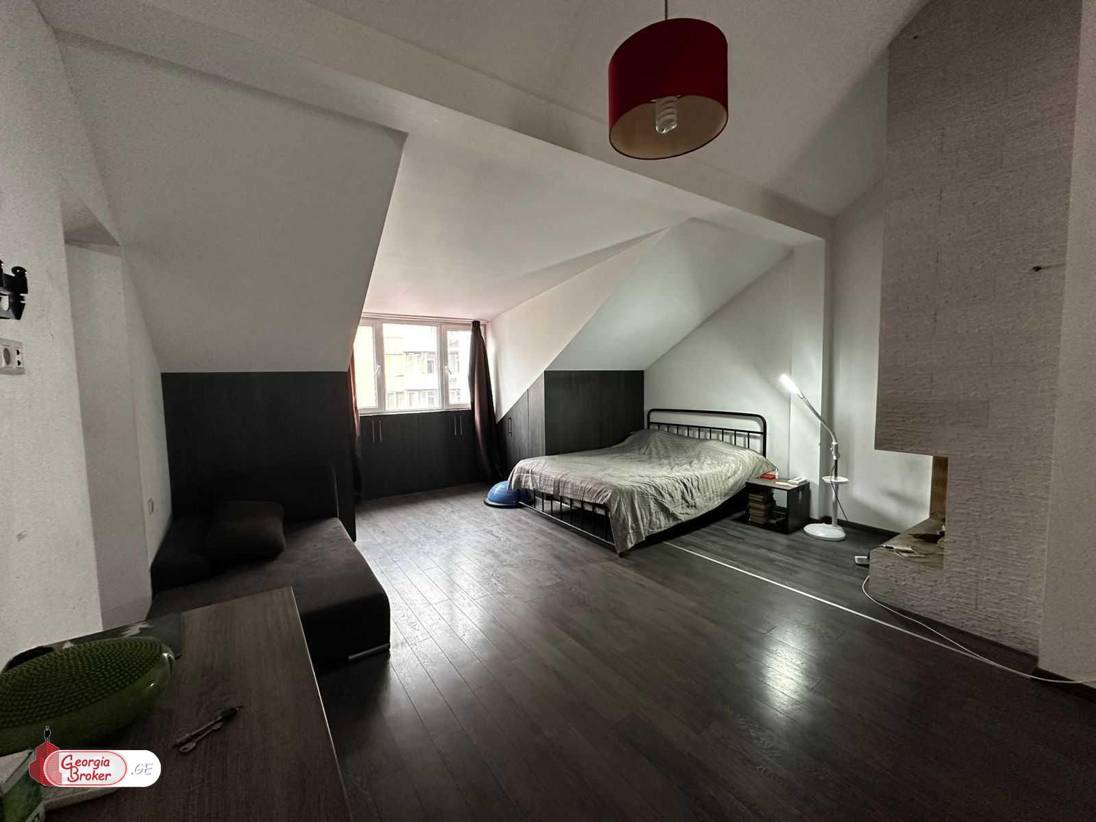 продается квартира с новым ремонтом 6-комнат