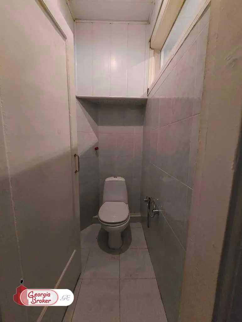 nearly repaired 4-room apartment for sale