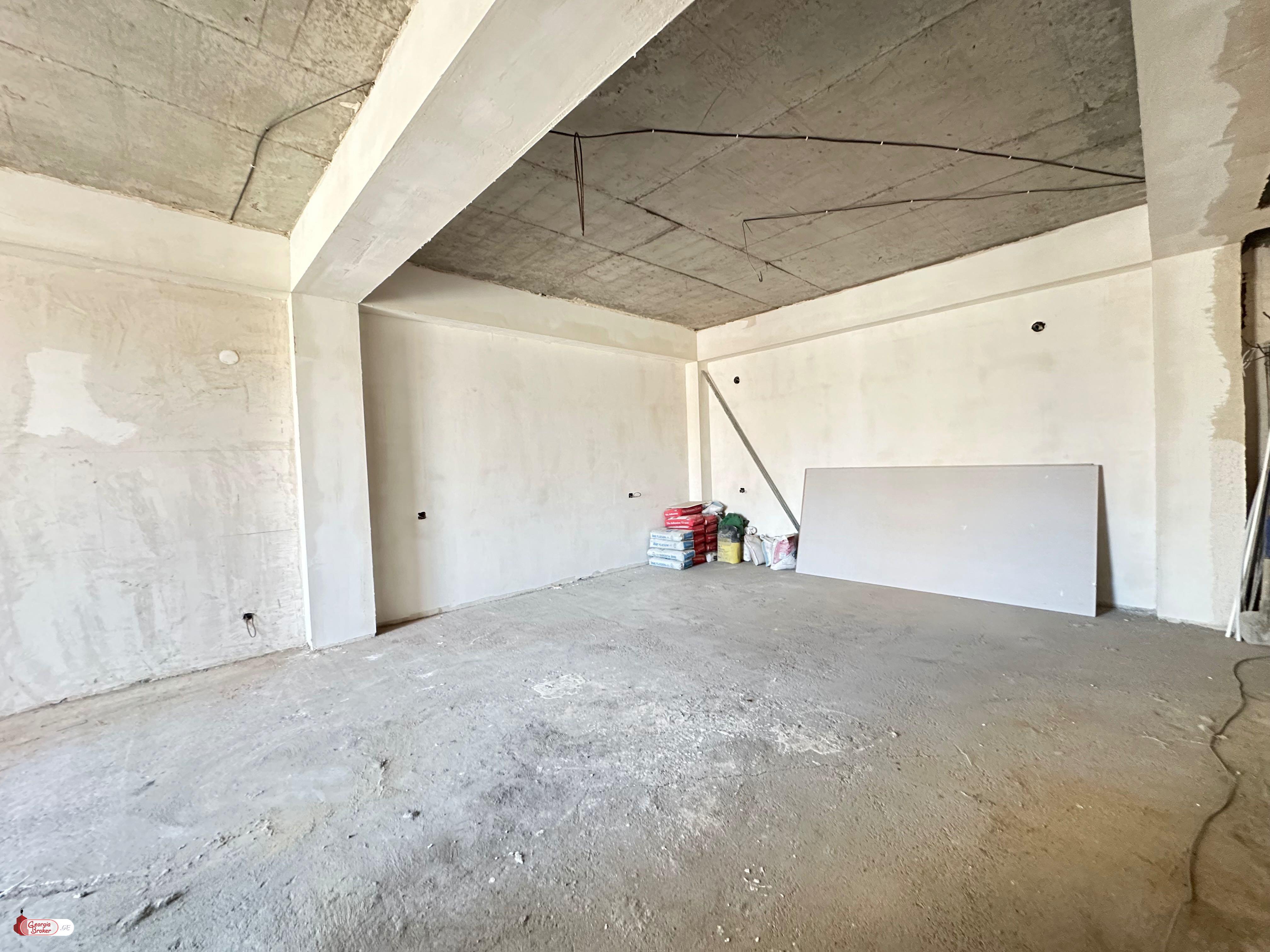 nearly repaired 3-room apartment for sale