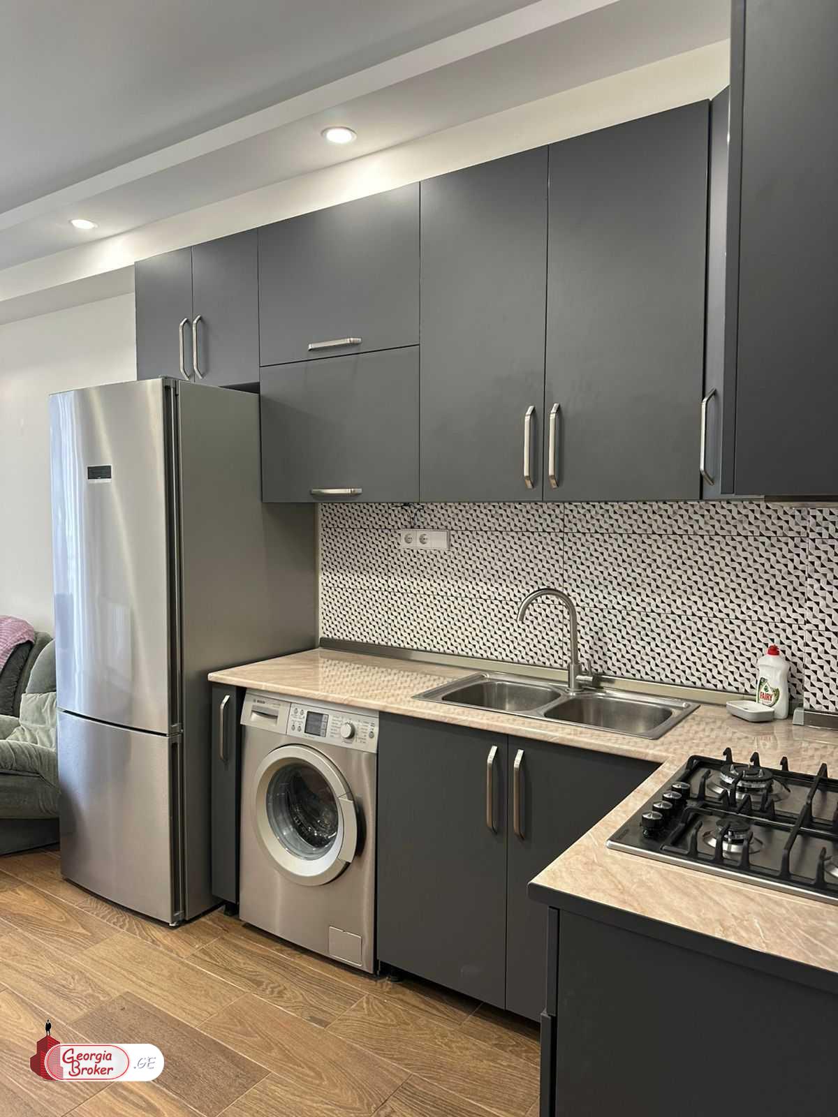 ქირავდება ახალი გარემონტებული 2 ოთახიანი ბინა