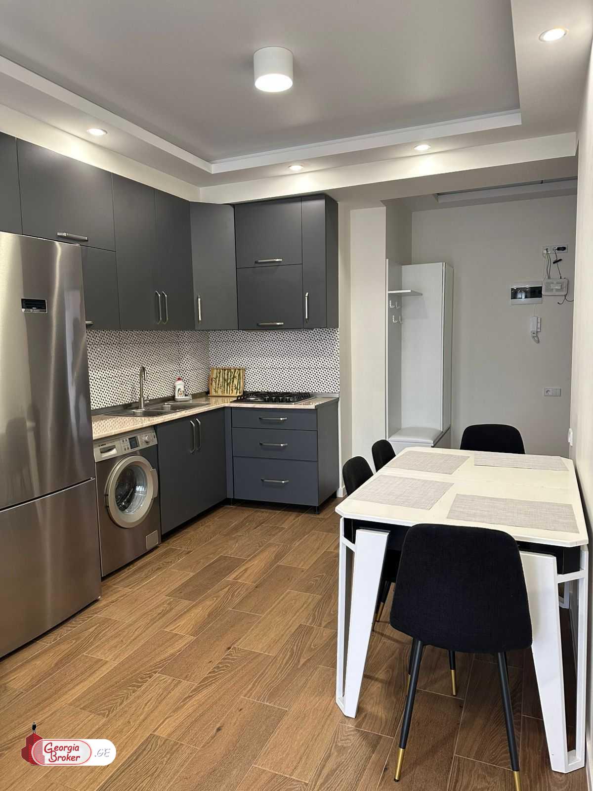 ქირავდება ახალი გარემონტებული 2 ოთახიანი ბინა