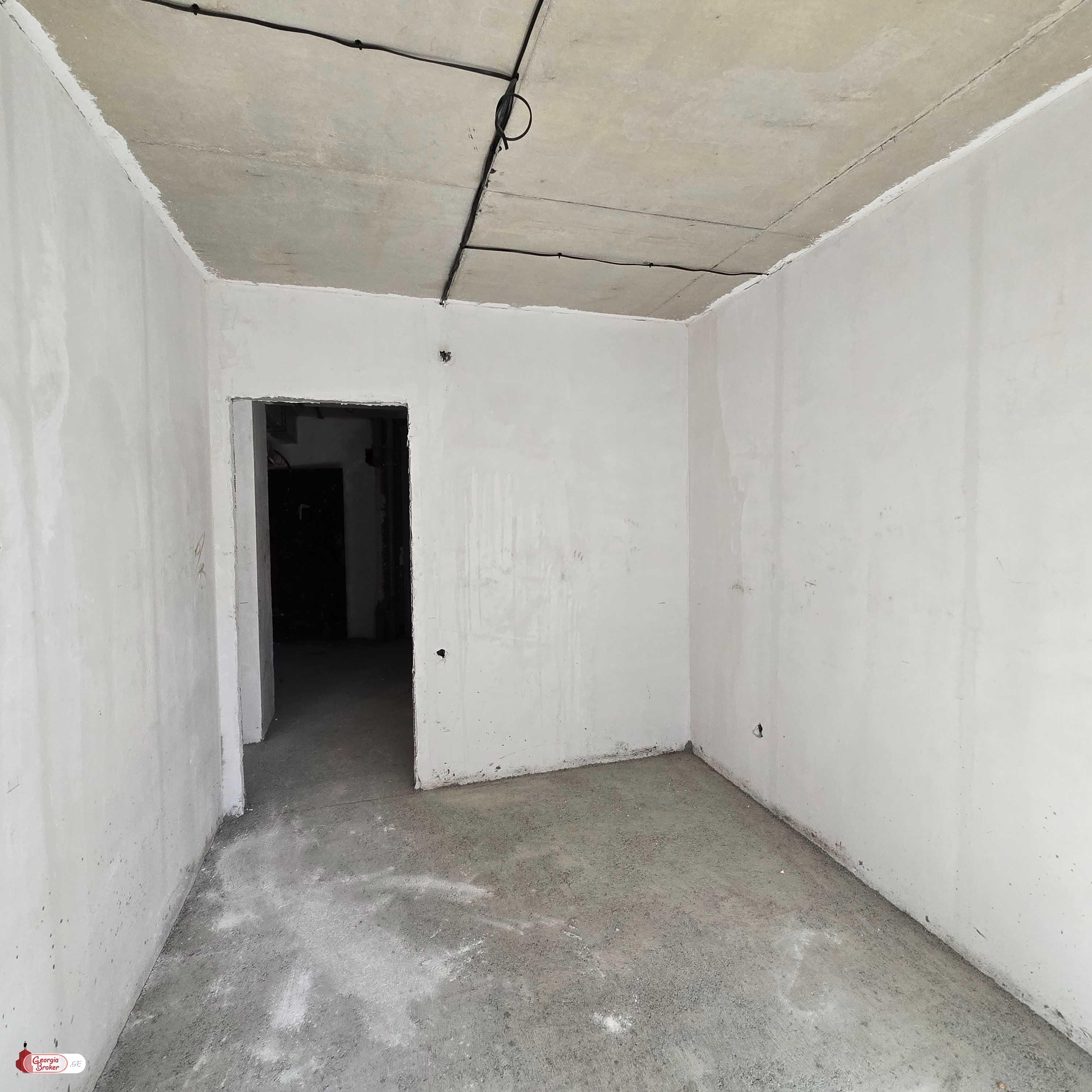 продается квартира с новым ремонтом 3-комнаты