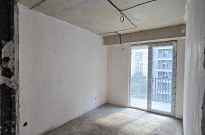 იყიდება ახალი გარემონტებული 3 ოთახიანი ბინა