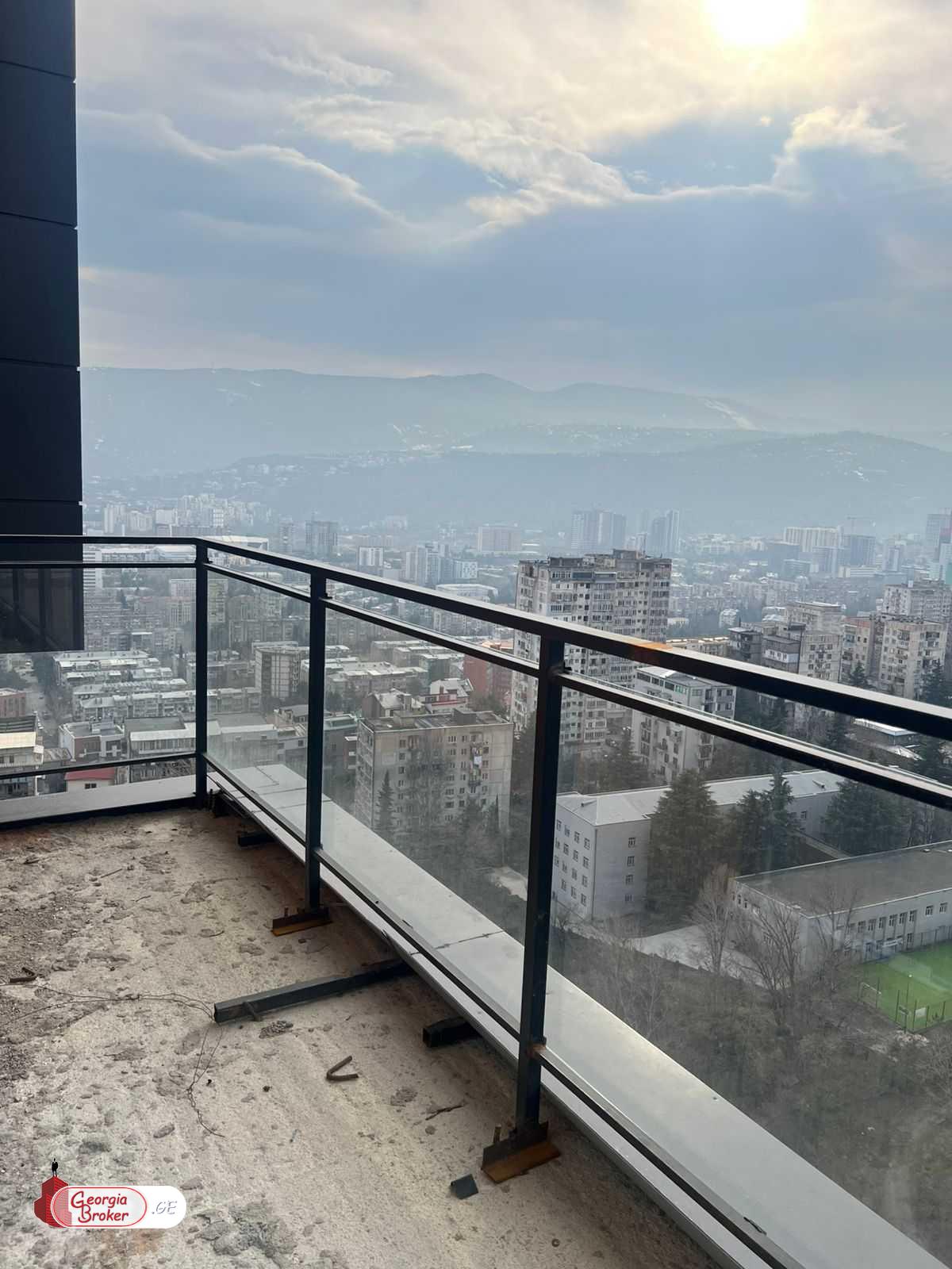 nearly repaired 5-room apartment for sale