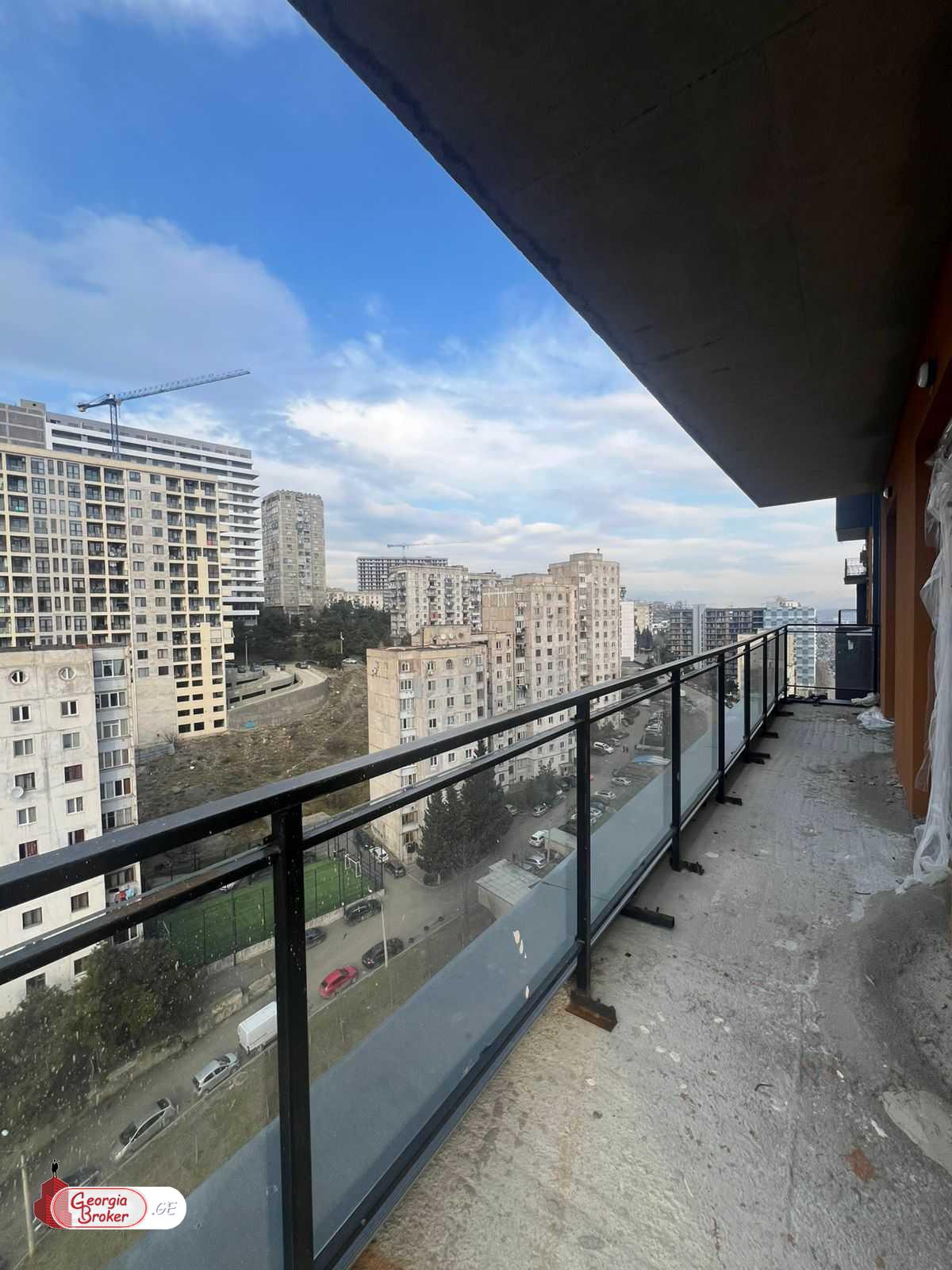 nearly repaired 5-room apartment for sale