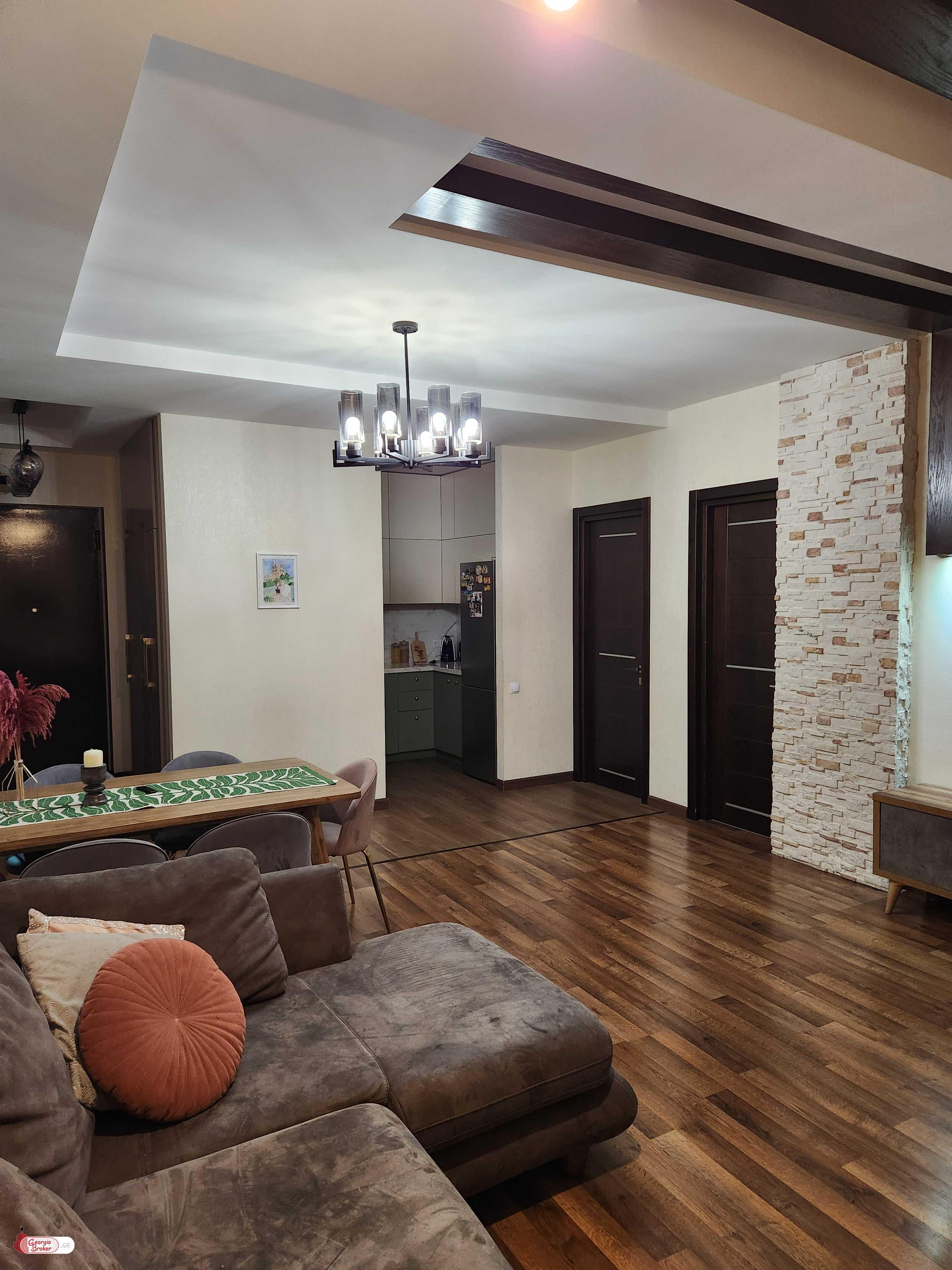 nearly repaired 4-room apartment for sale