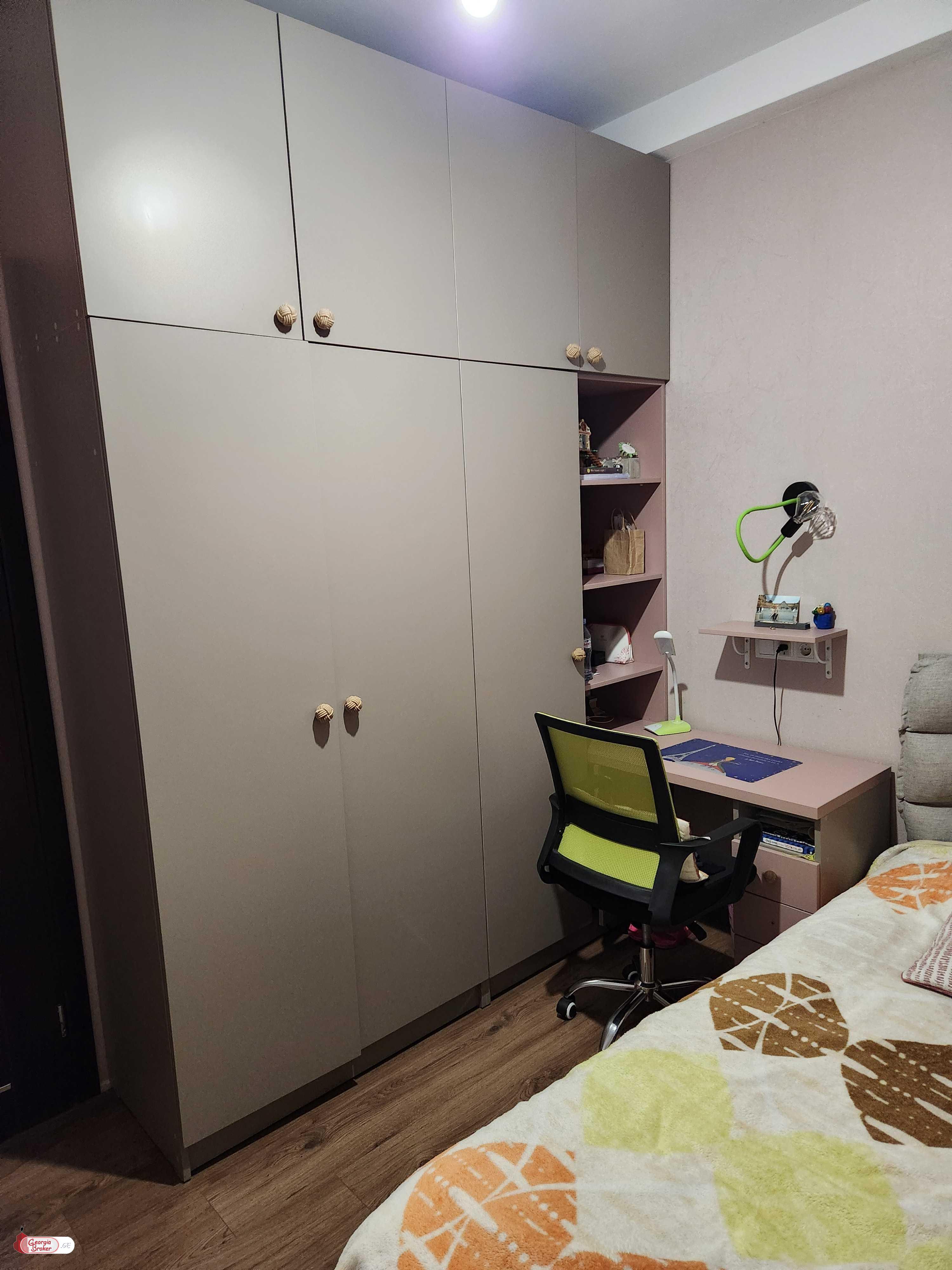 nearly repaired 4-room apartment for sale