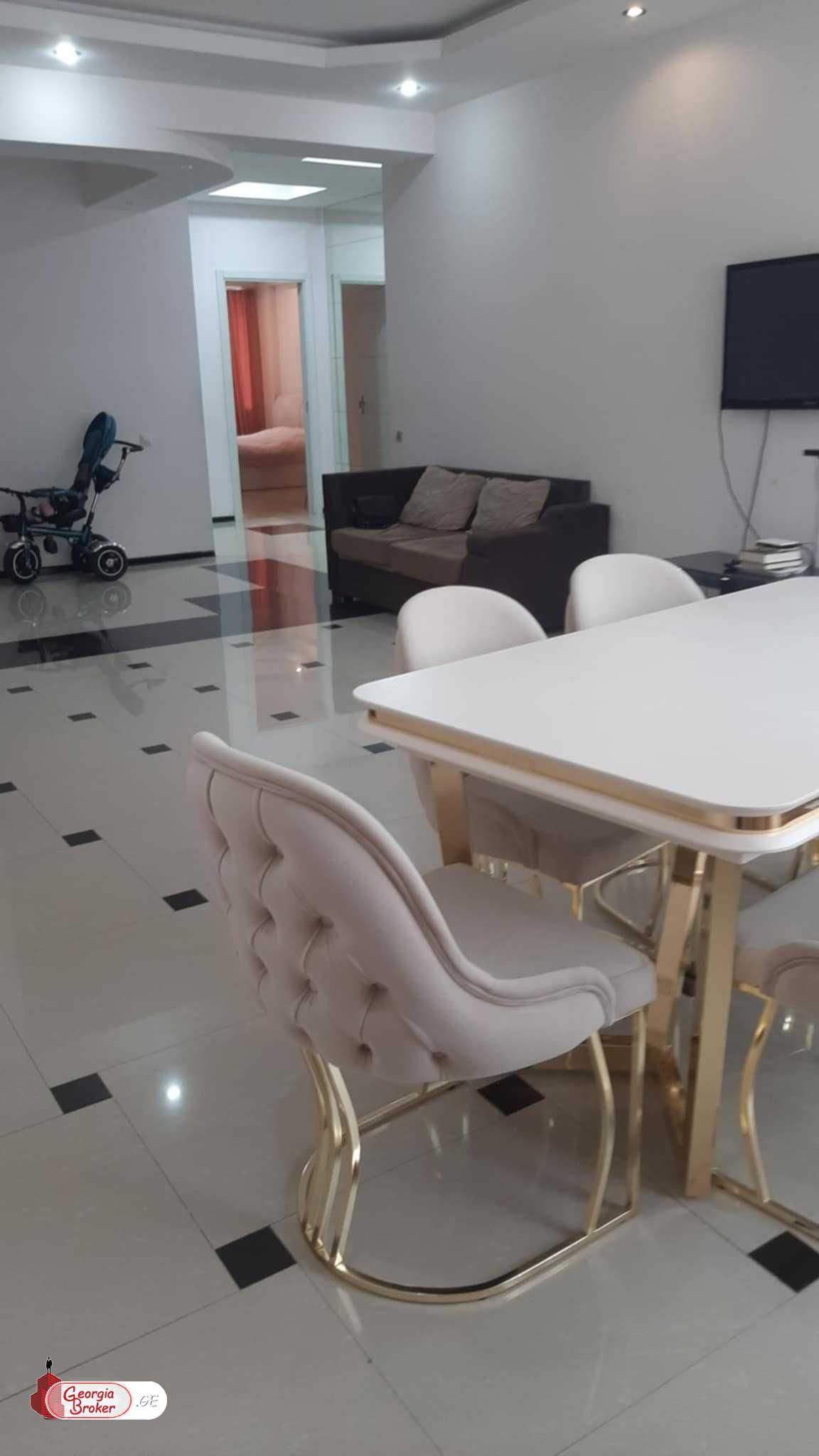 nearly repaired 4-room apartment for sale