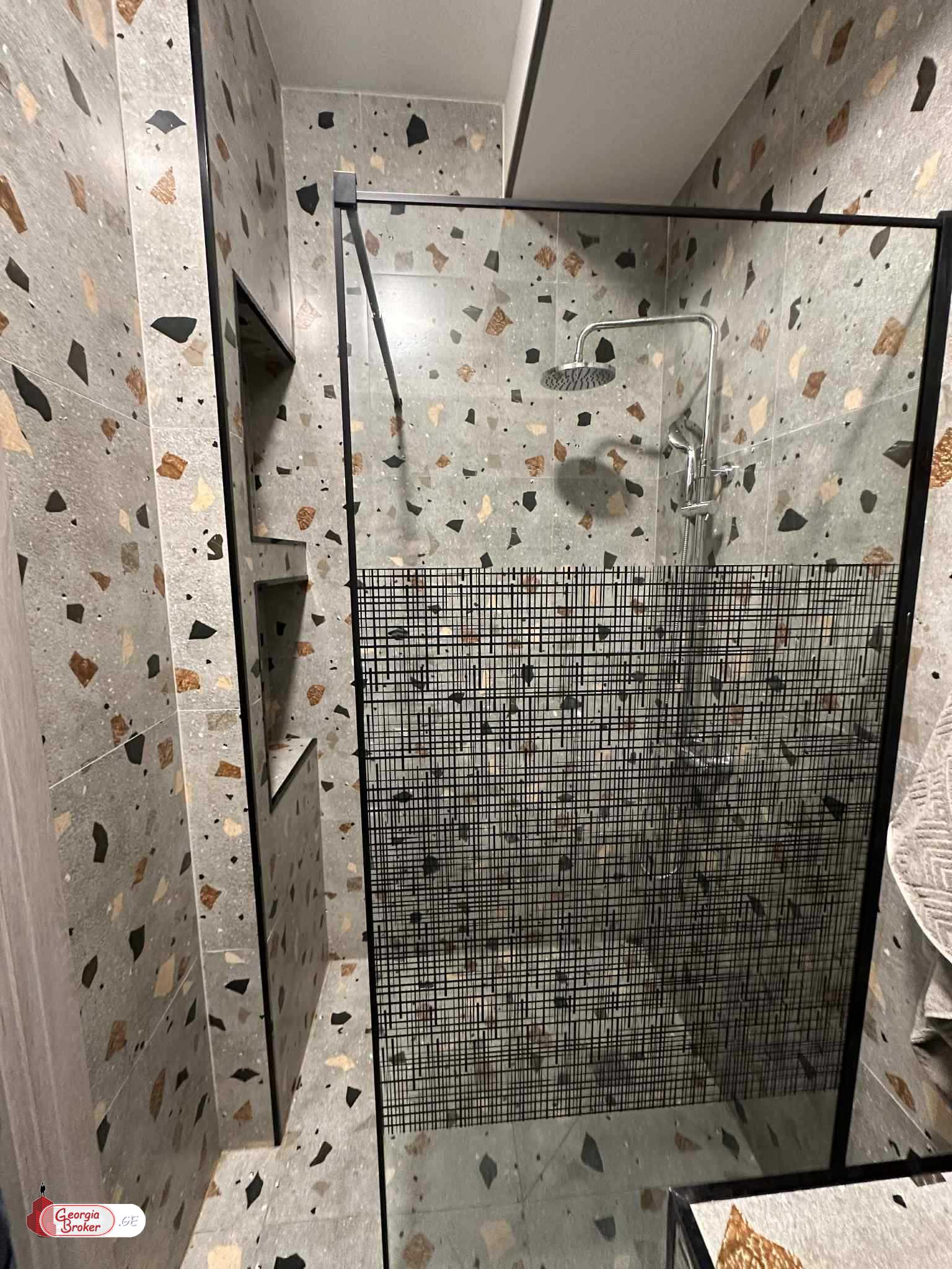 nearly repaired 2-room apartment for sale