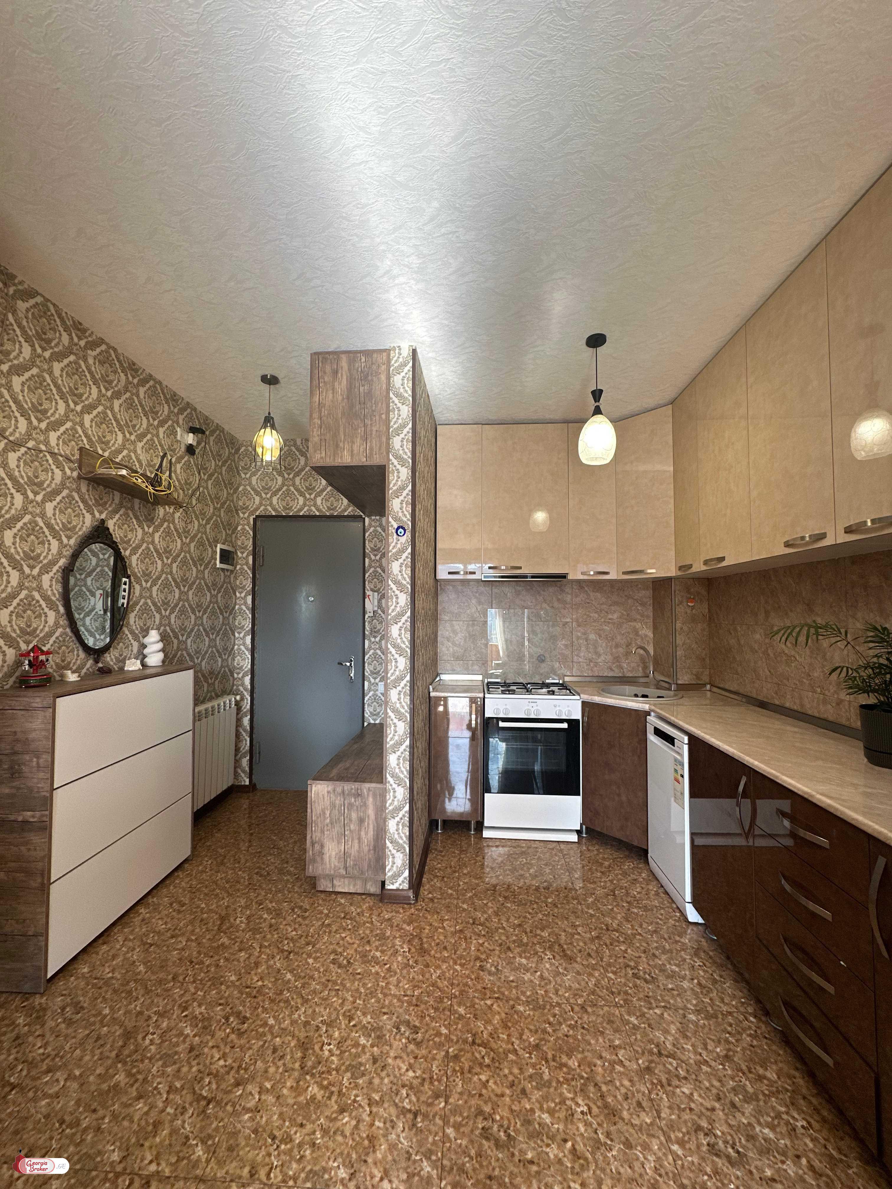 იყიდება ახალი გარემონტებული 3 ოთახიანი ბინა