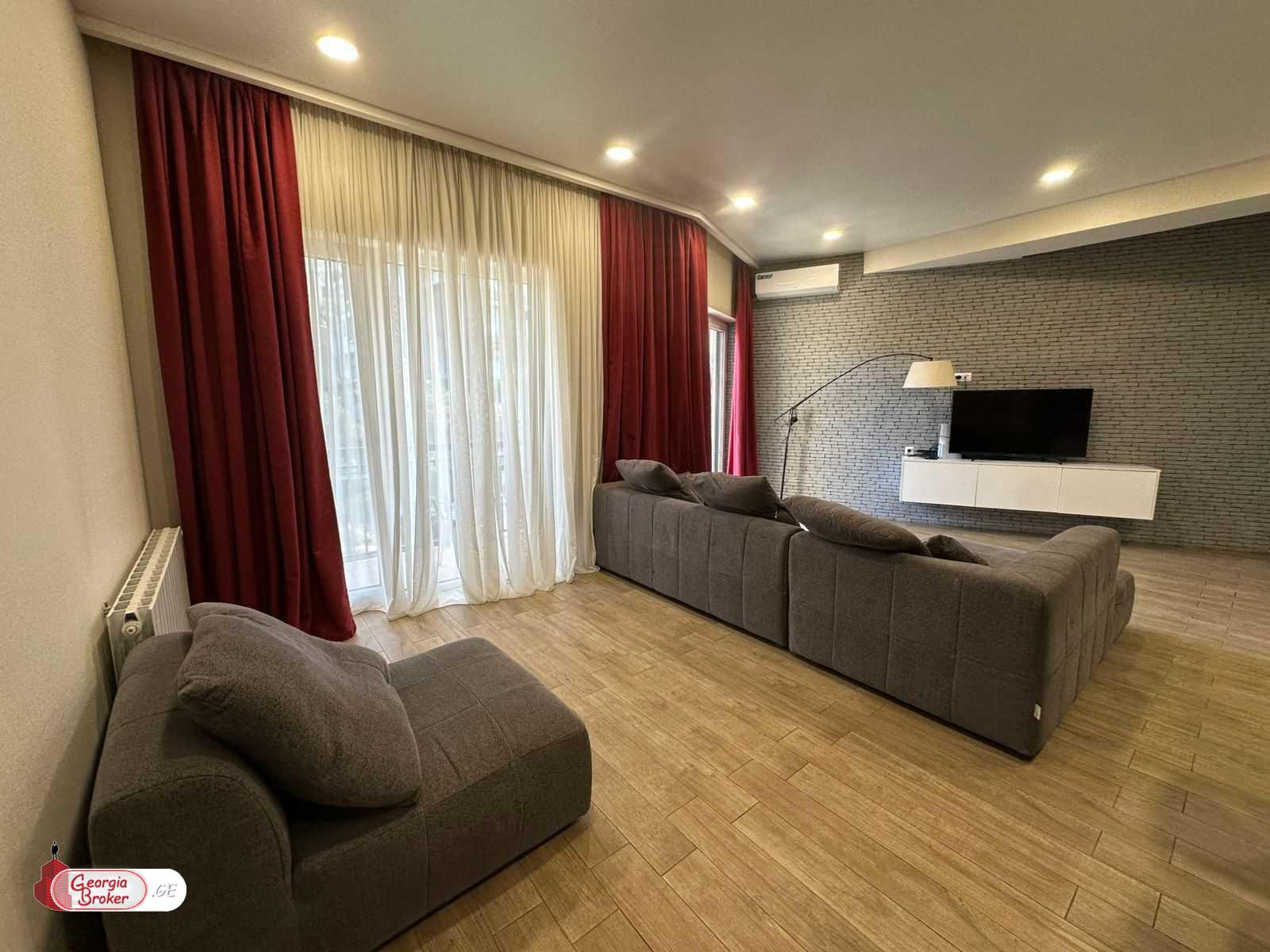 იყიდება ახალი გარემონტებული 3 ოთახიანი ბინა